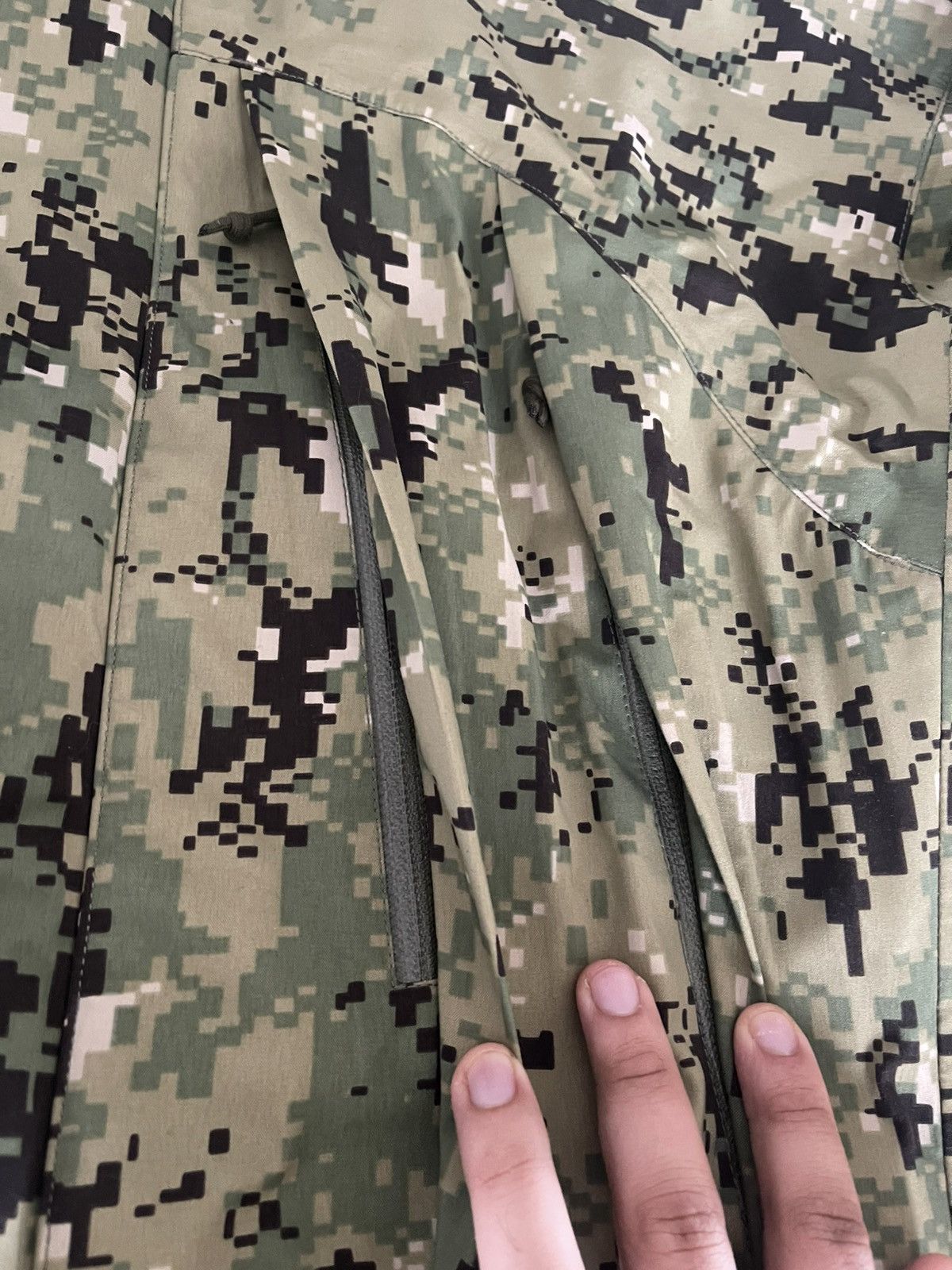 Other K-L MFG Level 8 Alpha Parka AOR2 Medium Size US M / EU 48-50 / 2 - 5 Thumbnail