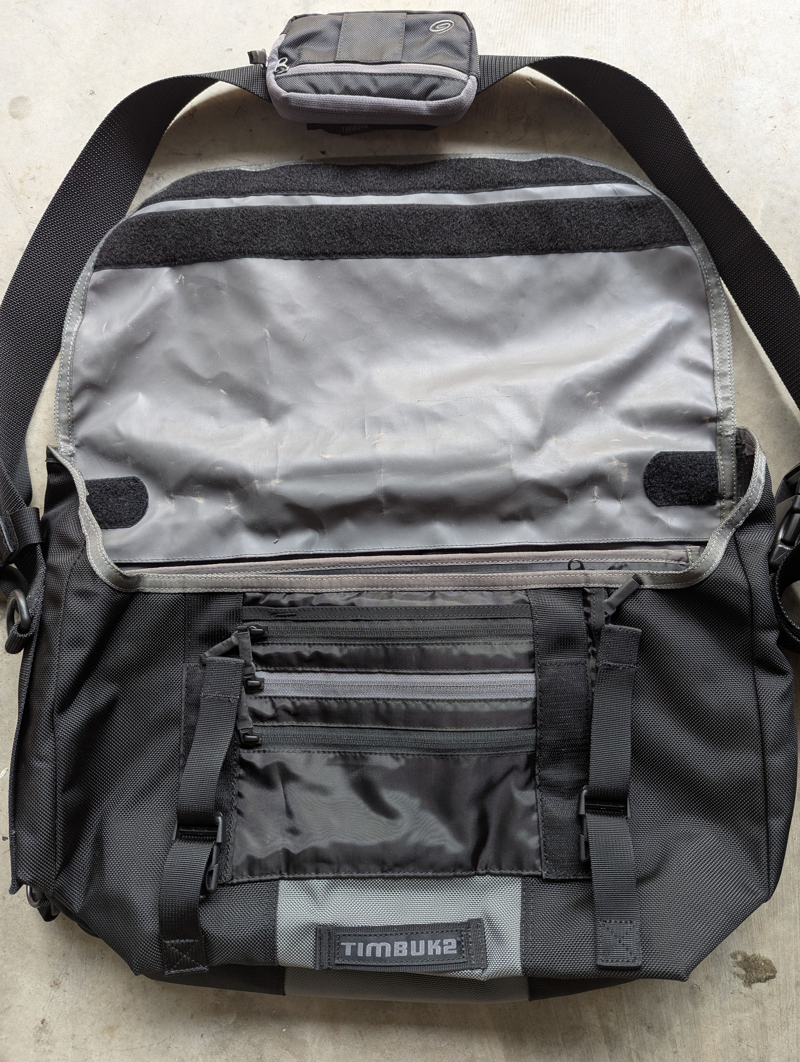 Timbuk2 Timbuk2 Messenger Bag Black Commute Cross Body Shoulder Bag Size ONE SIZE - 4 Thumbnail