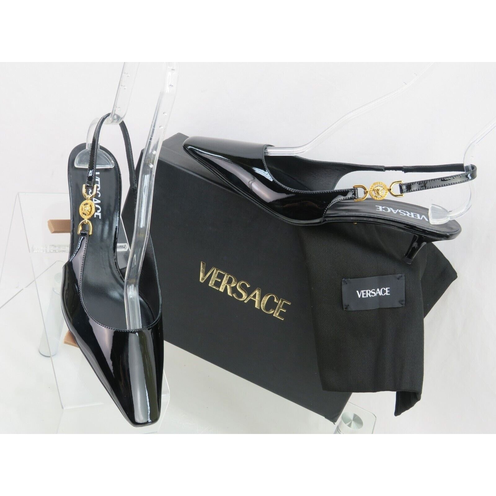 Versace VERSACE BLACK PATENT LEATHER GOLD MEDUSA SANDALS PUMPS 39.5 Size US 9.5 / IT 39.5 - 3 Thumbnail
