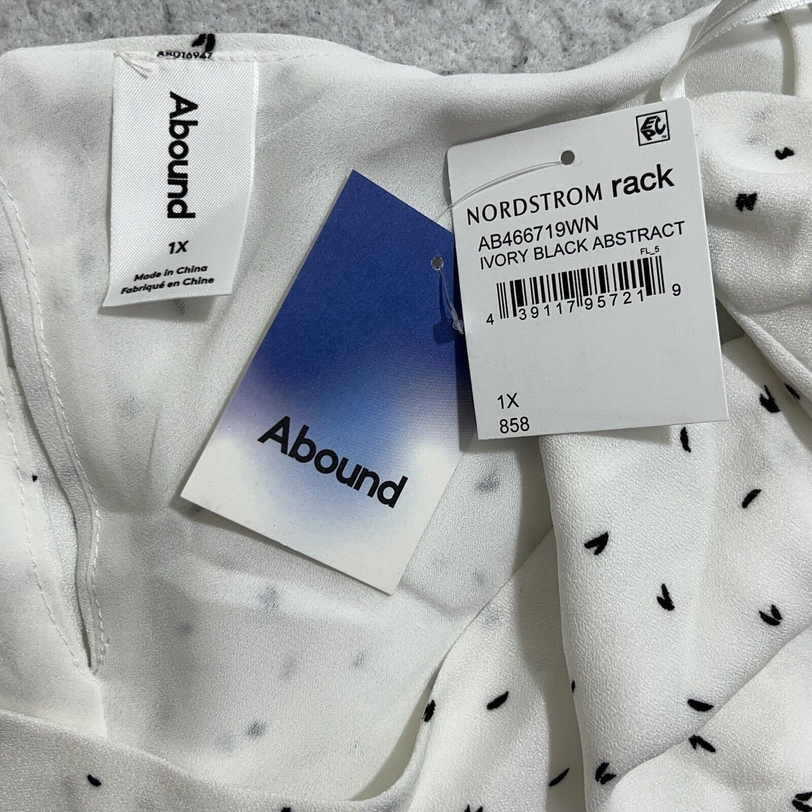Nordstrom Abound Ivory Abstract V-Neck Swing Camisole Tank Top Size XL / US 12-14 / IT 48-50 - 3 Thumbnail