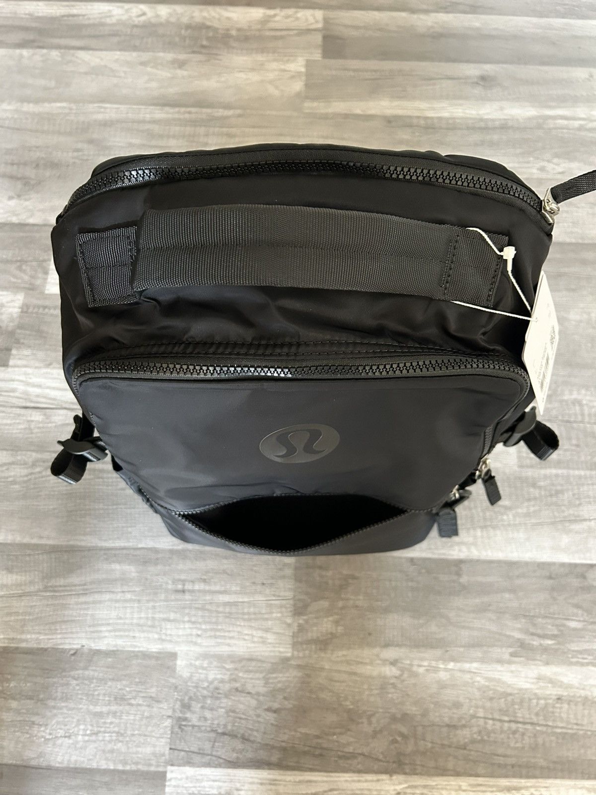 Lululemon Lululemon Backpack New Crew Black New With Tags 22L Size ONE SIZE - 7 Thumbnail