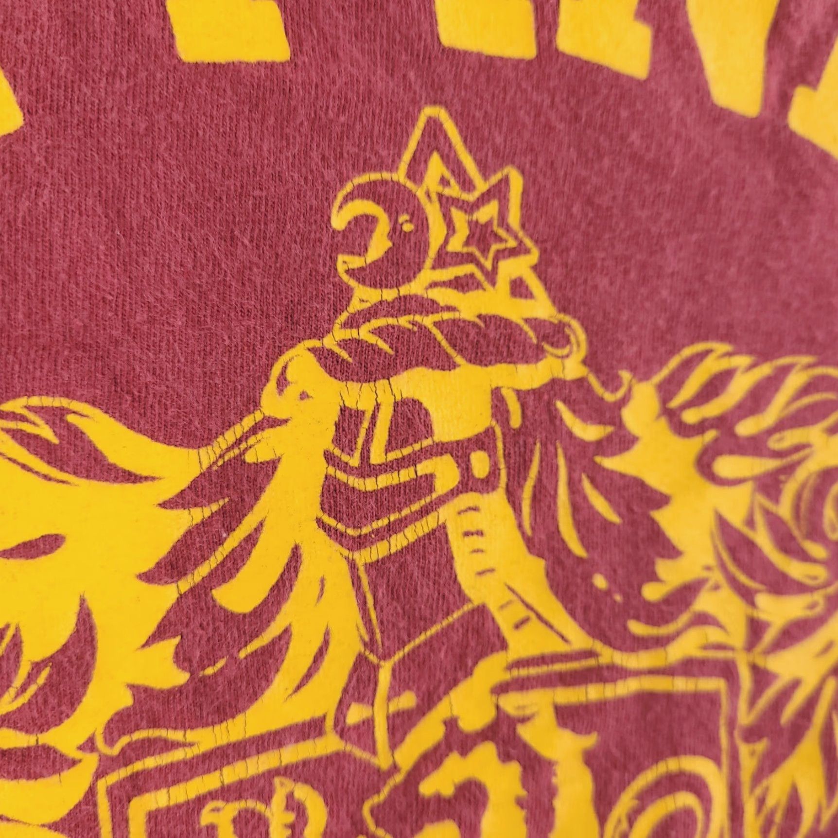 Vintage Harry Potter Shirt Mens Large Red Slim Fit Quidditch Gryffindor Size US L / EU 52-54 / 3 - 3 Thumbnail