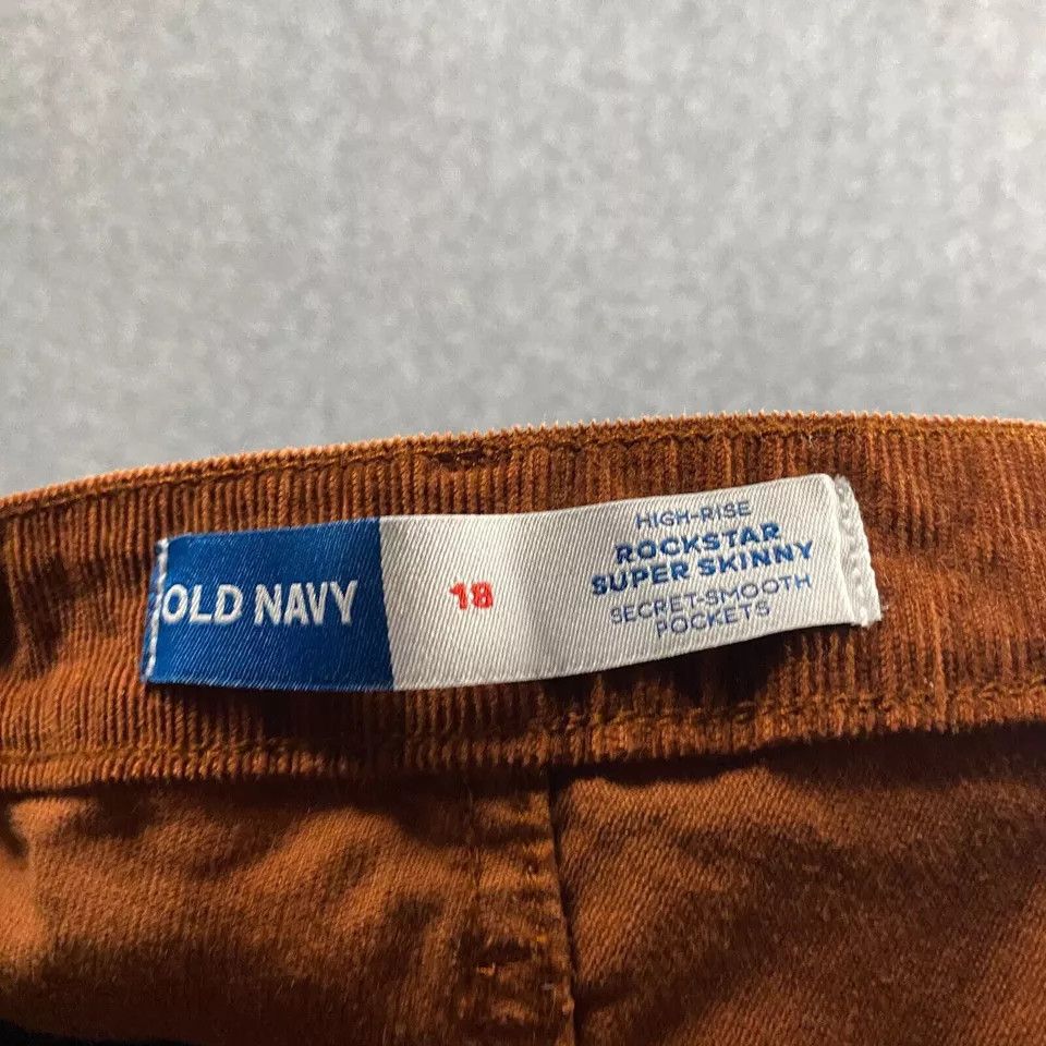 Old Navy Old Navy Pants Women's 18 Corduroy Rockstar Super Skinny Size 40" / US 18 - 8 Thumbnail