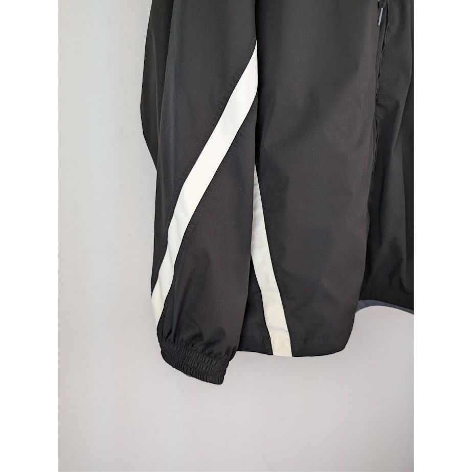 Balenciaga × Under Armour o1rshd1 Reversible Tracksuit Jacket in Black Size US S / EU 44-46 / 1 - 5 Thumbnail