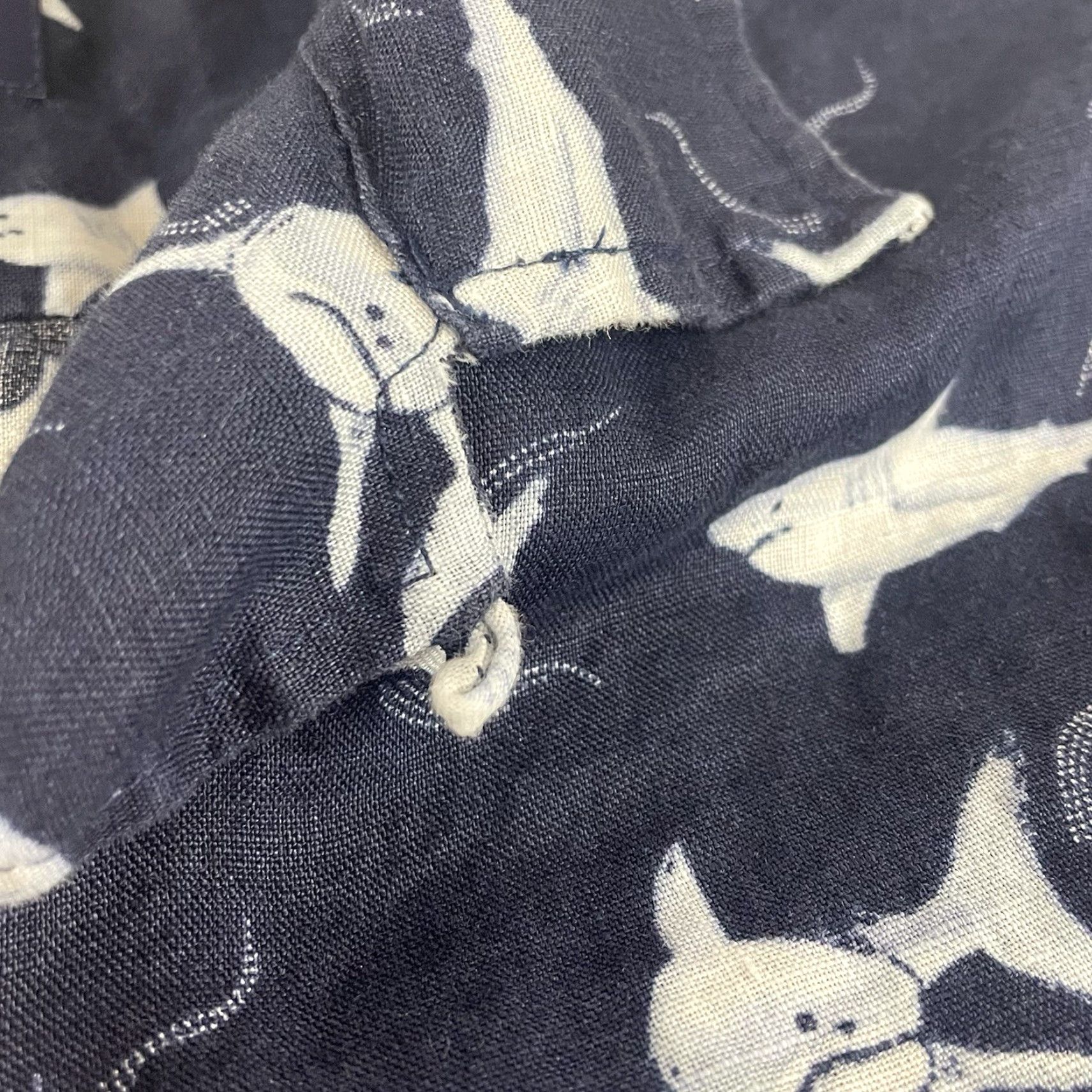 UNTUCKit UNTUCKit x David Hart Shirt Men 2XL Blue Linen Lobster Shark Camp Loop Collar Button-Up Casual Size US XXL / EU 58 / 5 - 4 Thumbnail