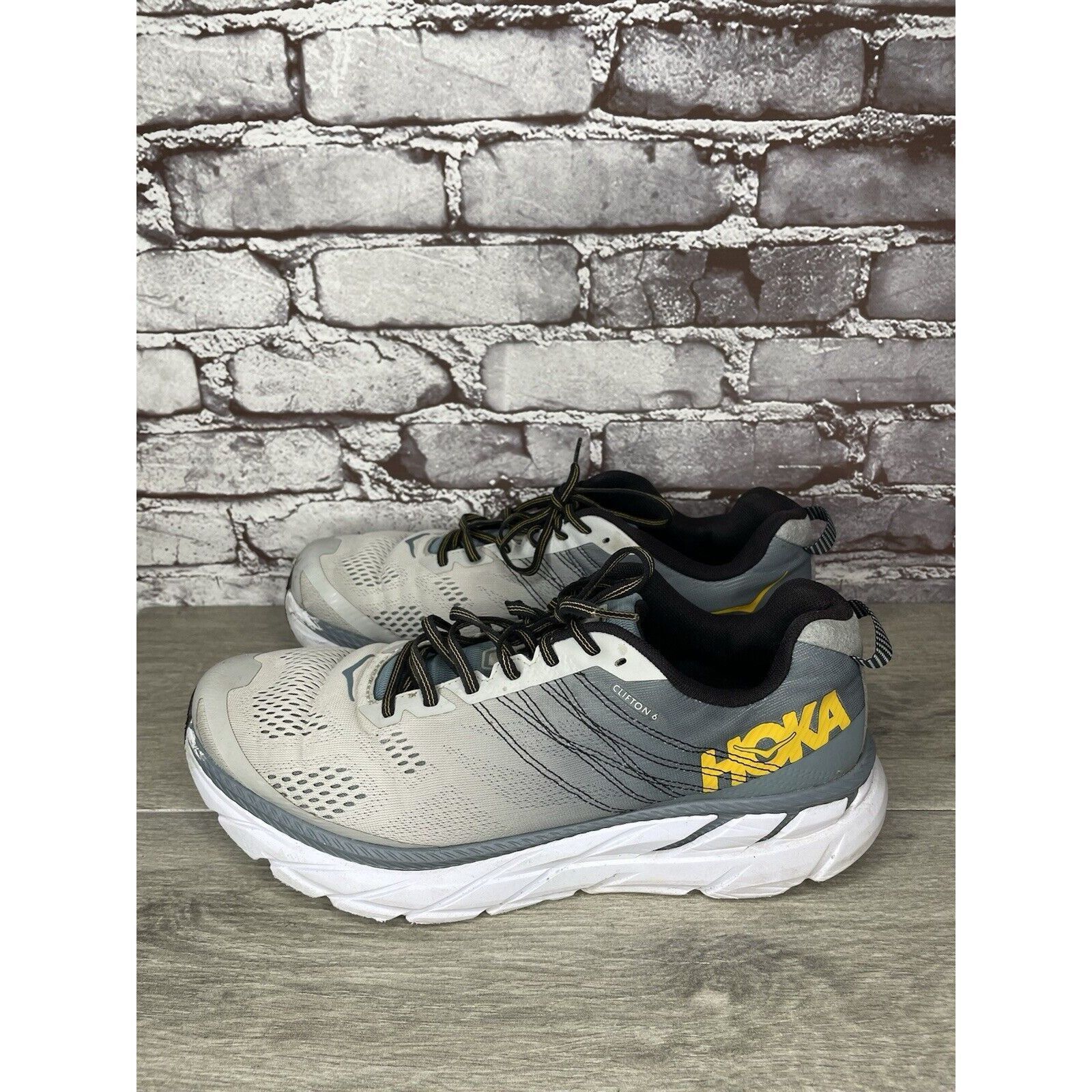 Hoka Hoka One One Clifton 6 Gray Running Shoes 1102872 LLRC Men’s Size US 12.5 / EU 45-46 - 21 Thumbnail