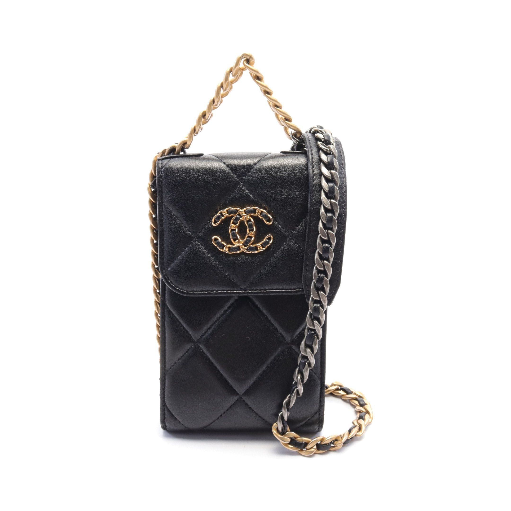 Chanel Chanel 19 Dizeneuf Matelasse Phone Holder Chain Shoulder Bag Lambskin Black Combination Metal Fittings Size ONE SIZE - 1 Thumbnail