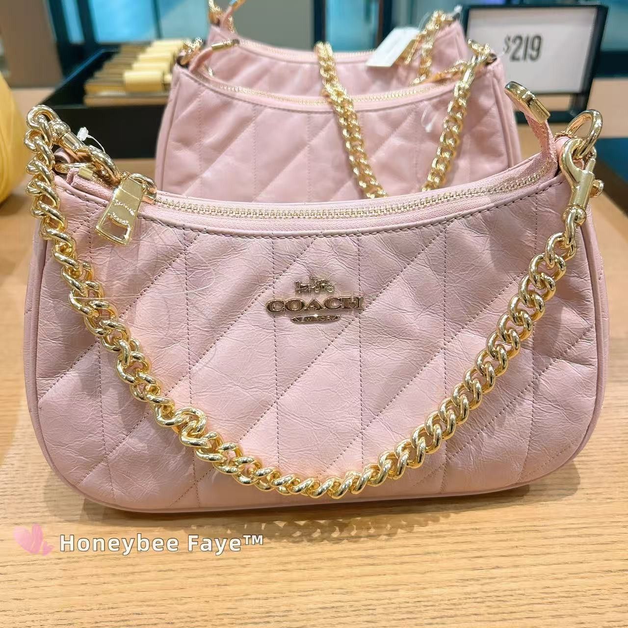 Coach NWT Coach Teri Shoulder Bag With Quilting CDY83 Size ONE SIZE - 4 Thumbnail