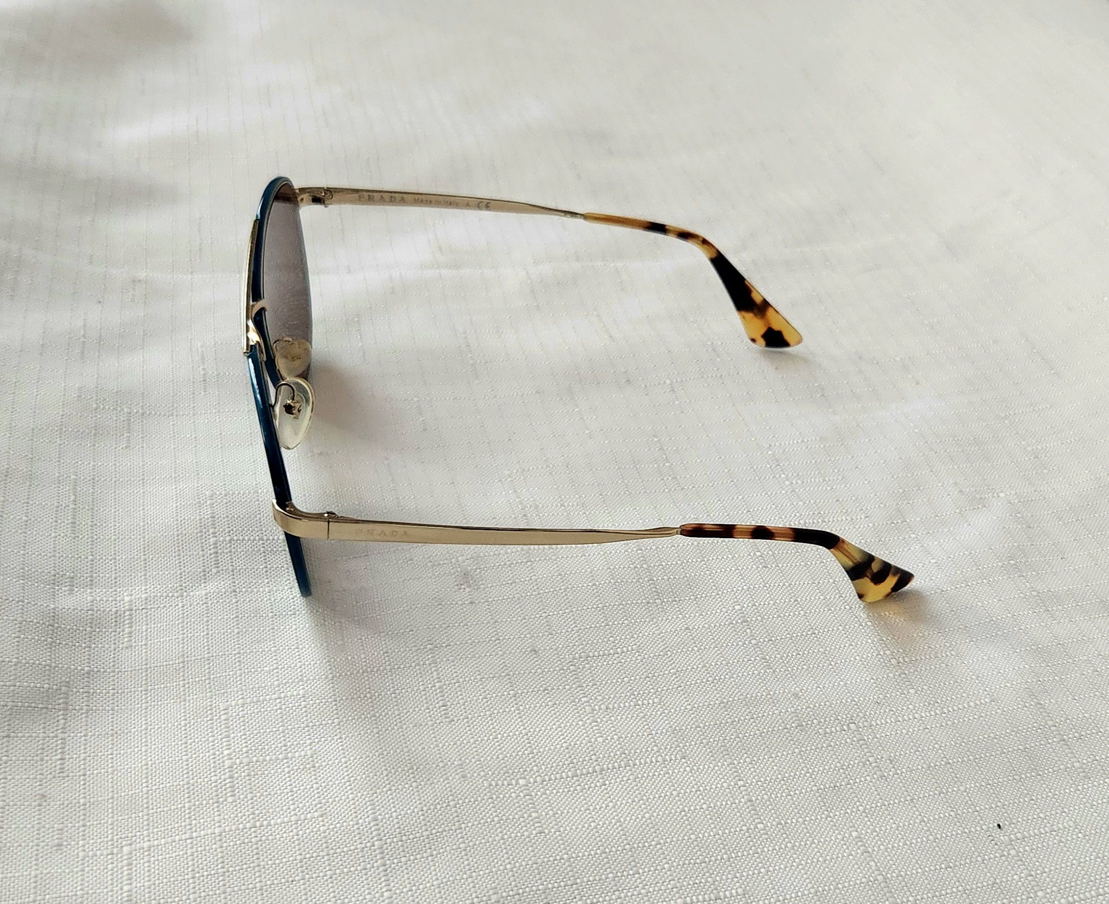 Prada PRADA SPR 63T SL5-8C1 55-19-140 3N GOLD SUNGLASSES Unisex Size ONE SIZE - 5 Thumbnail