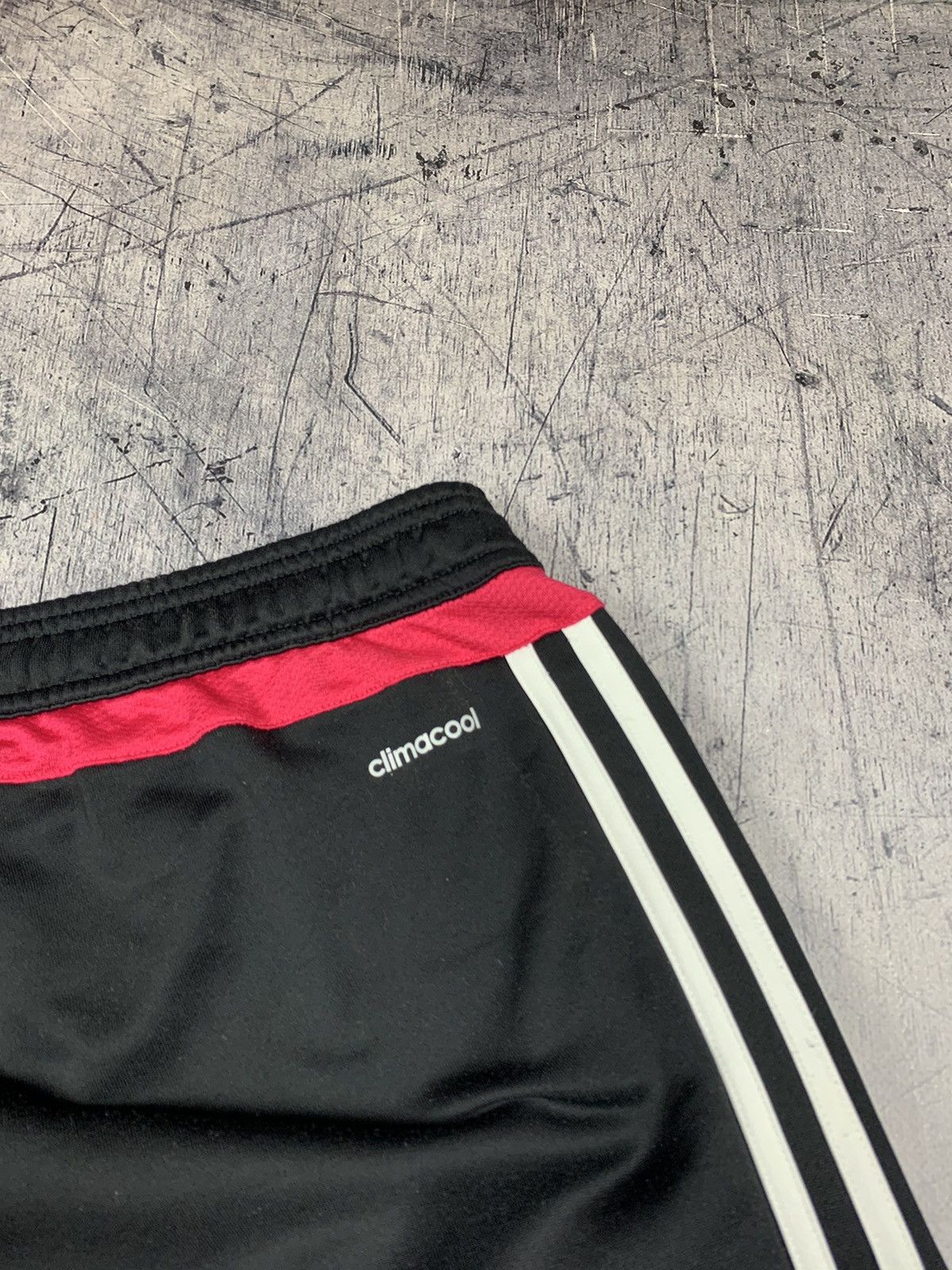 Adidas Adidas Juventus Soccer Football Track Pants Size M Black Size US 32 / EU 48 - 8 Thumbnail