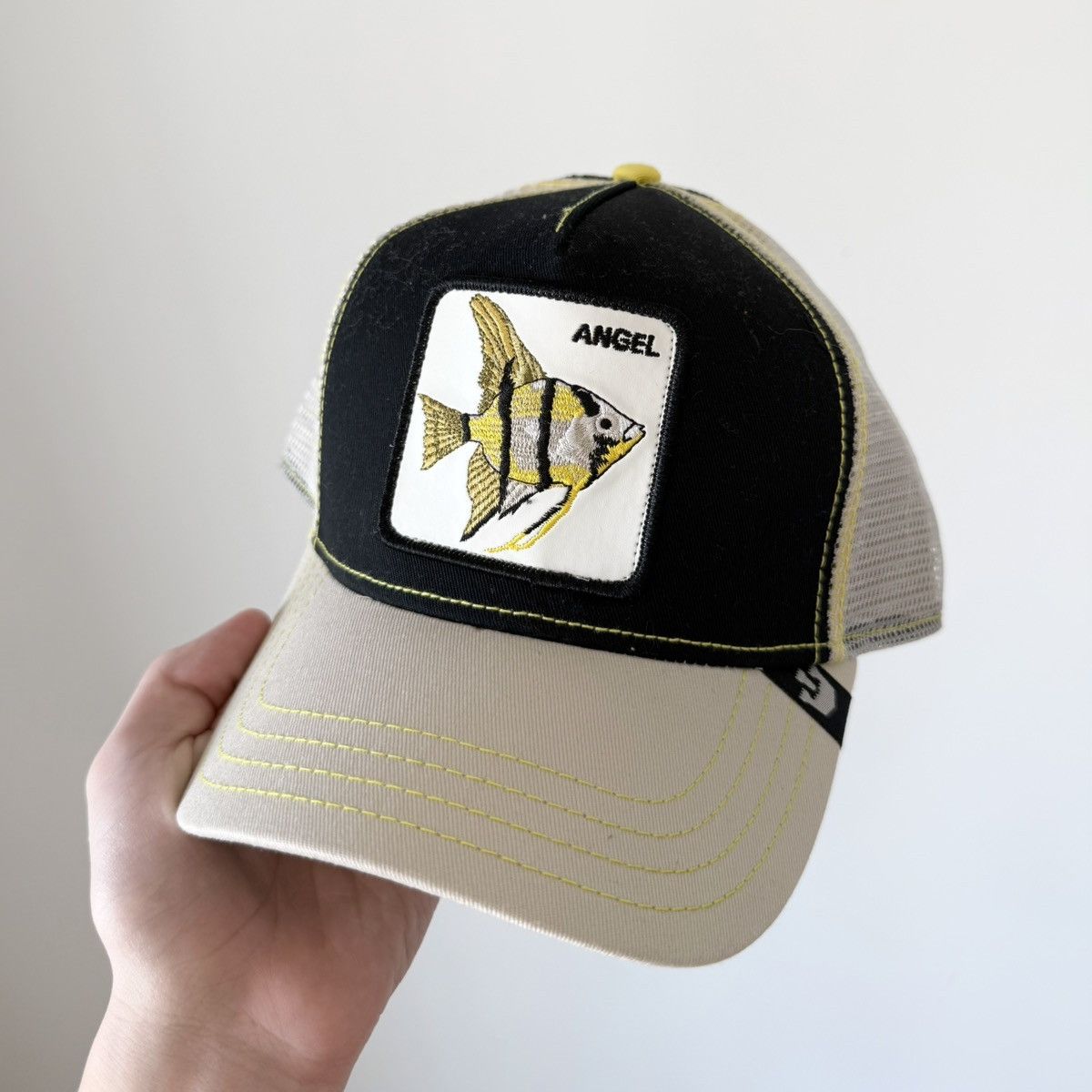 Goorin Bros. NWT Goorin Bros Angel Fish Leather Patch Trucker Hat Rare Size ONE SIZE - 3 Thumbnail