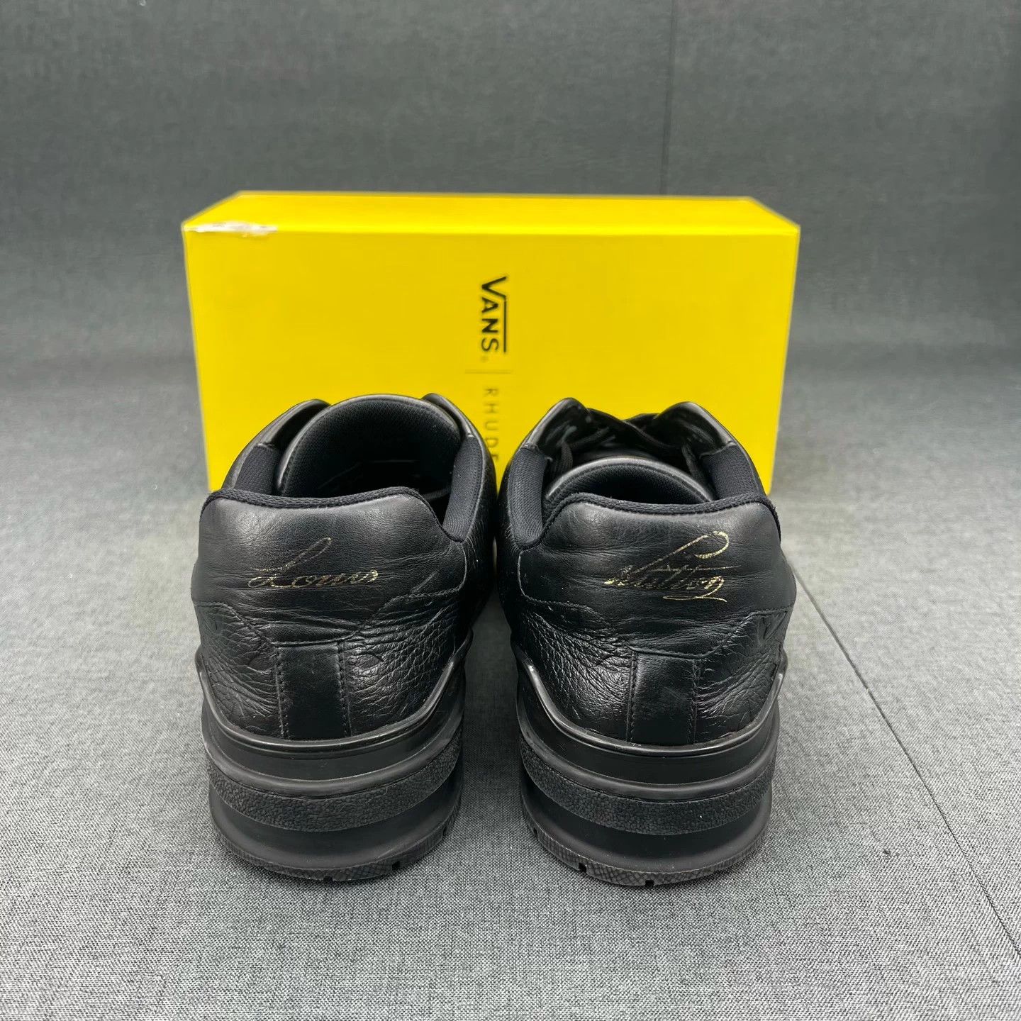Louis Vuitton LV Trainer Black Embossed Men's 9.5 Good Size US 9.5 / EU 42-43 - 7 Thumbnail