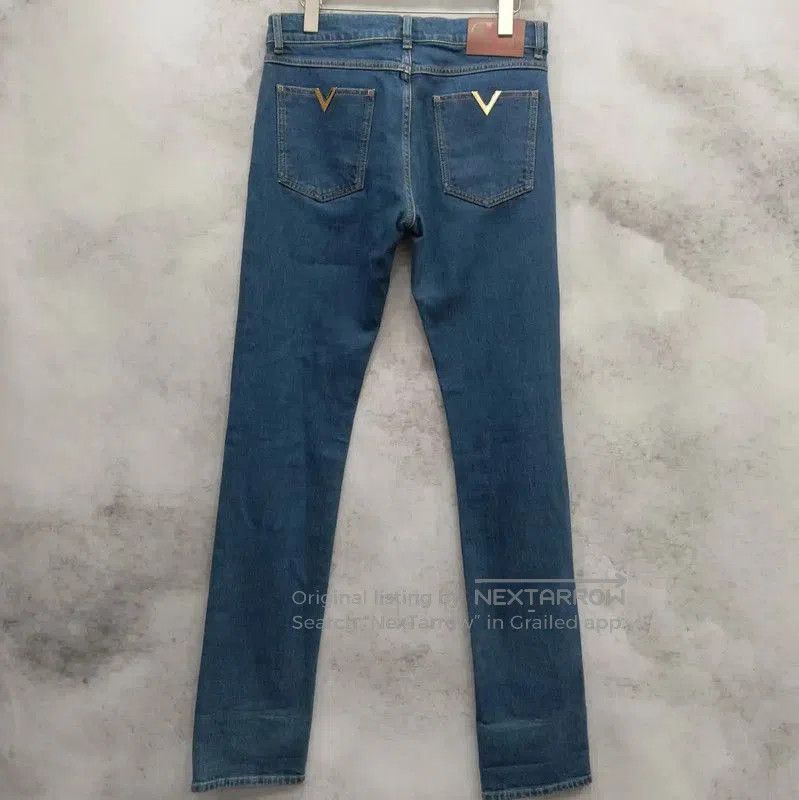 Other Valentino Denim Pants in Deep Blue for Women . Size 28" / US 6 / IT 42 - 2 Thumbnail