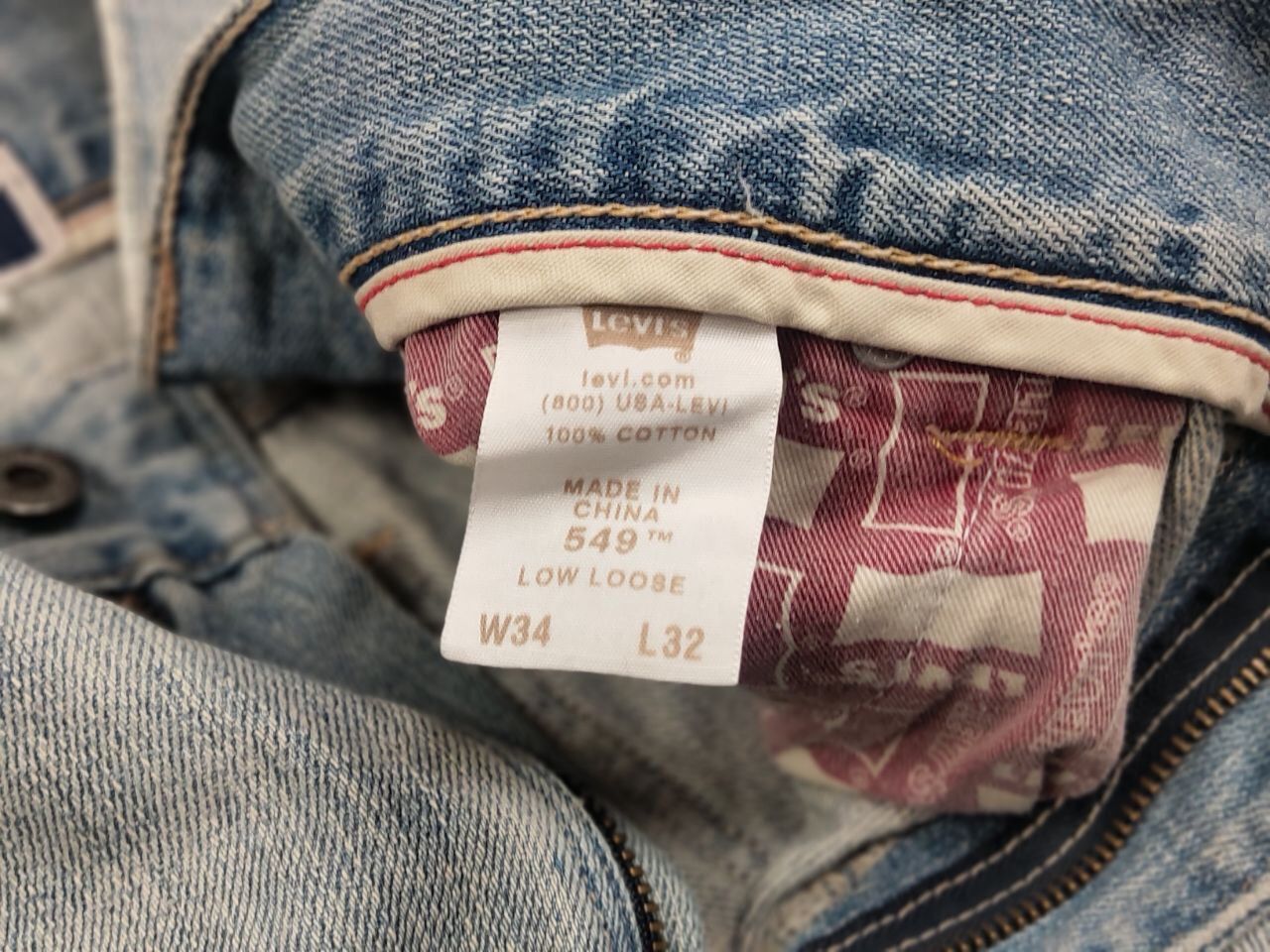 Levi's Vintage Levis 549 Baggy Light Wash Distressed Denim Jeans Size US 34 / EU 50 - 17 Thumbnail