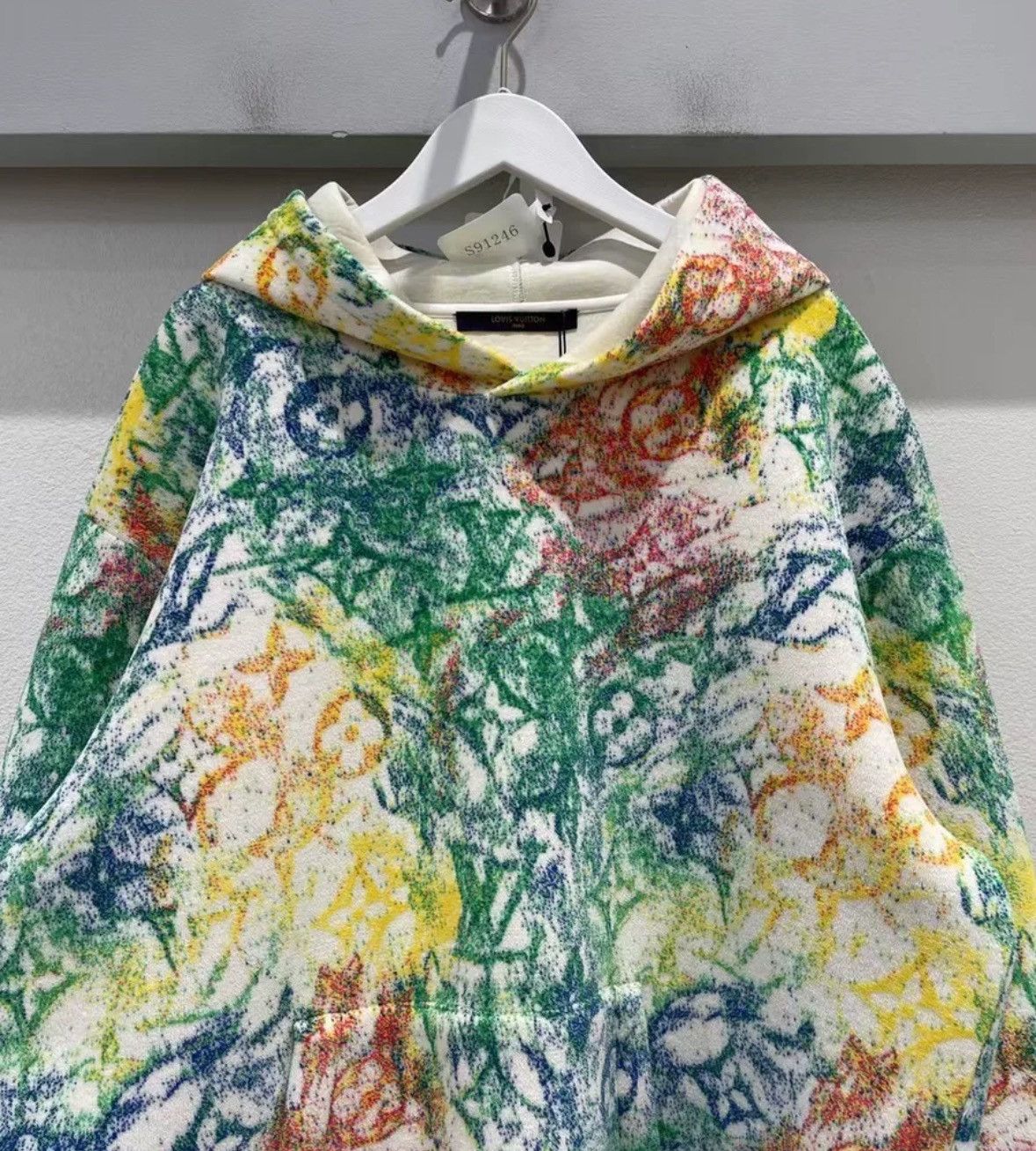 Louis Vuitton Louis Vuitton LV Crayon Hoodie2412-Nextarrow Size US XL / EU 56 / 4 - 3 Thumbnail