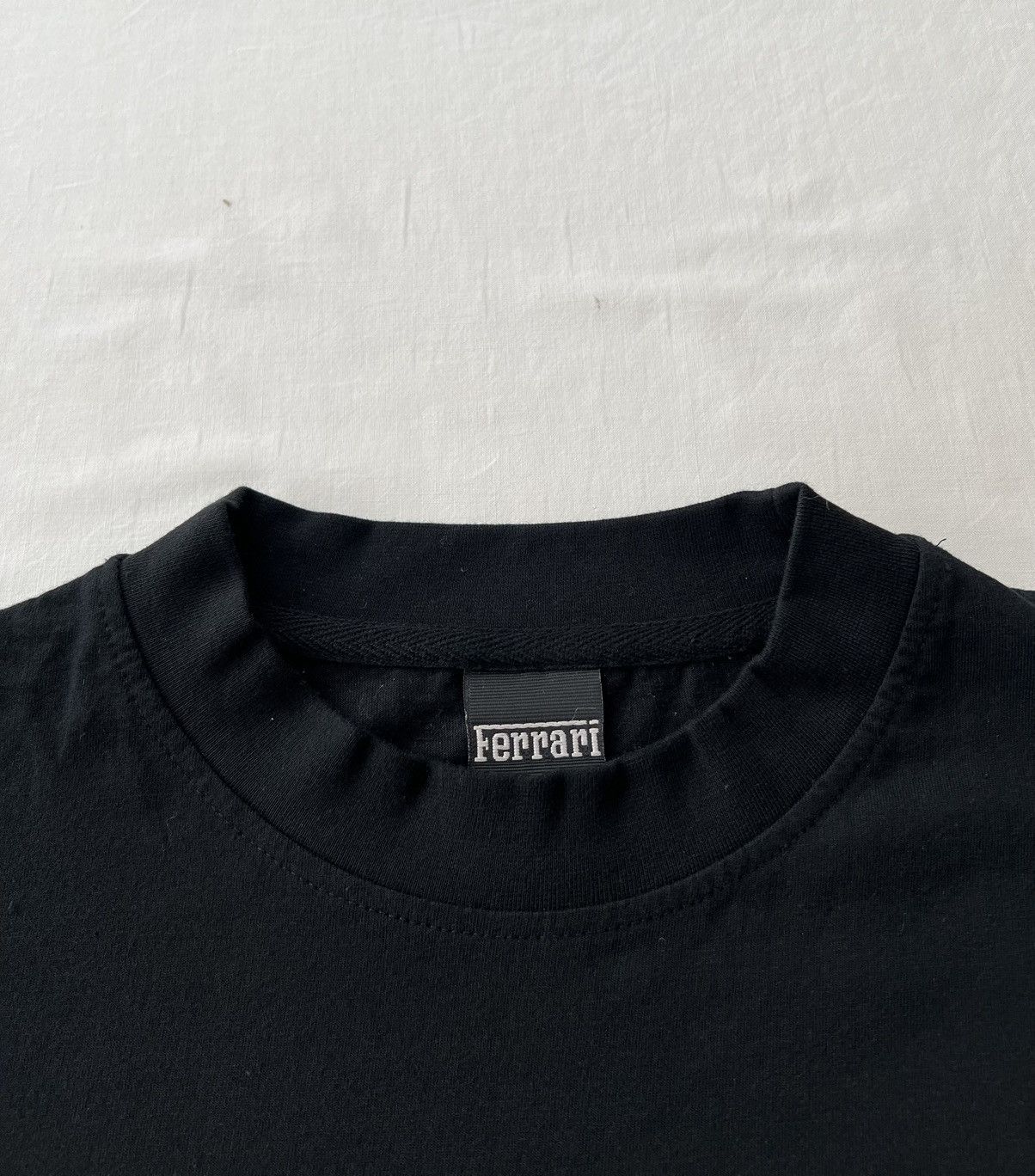 Ferrari Vintage 1999 Ferrari Formula 1 F1 Racing Team Black T-shirt Size US XL / EU 56 / 4 - 7 Thumbnail