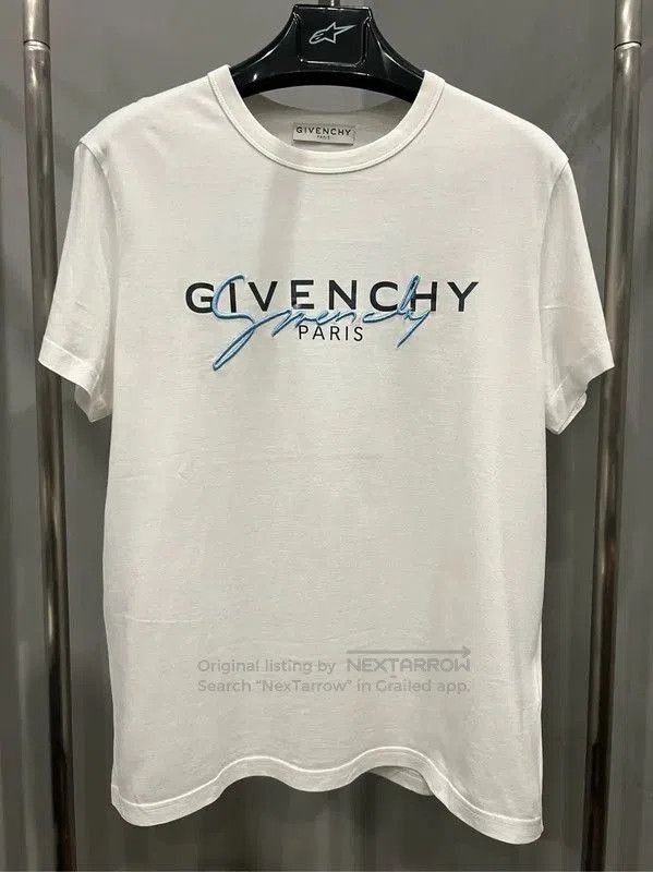 Givenchy Givenchy Women's XS White Cotton T-Shirt . Size XS / US 0-2 / IT 36-38 - 1 Thumbnail