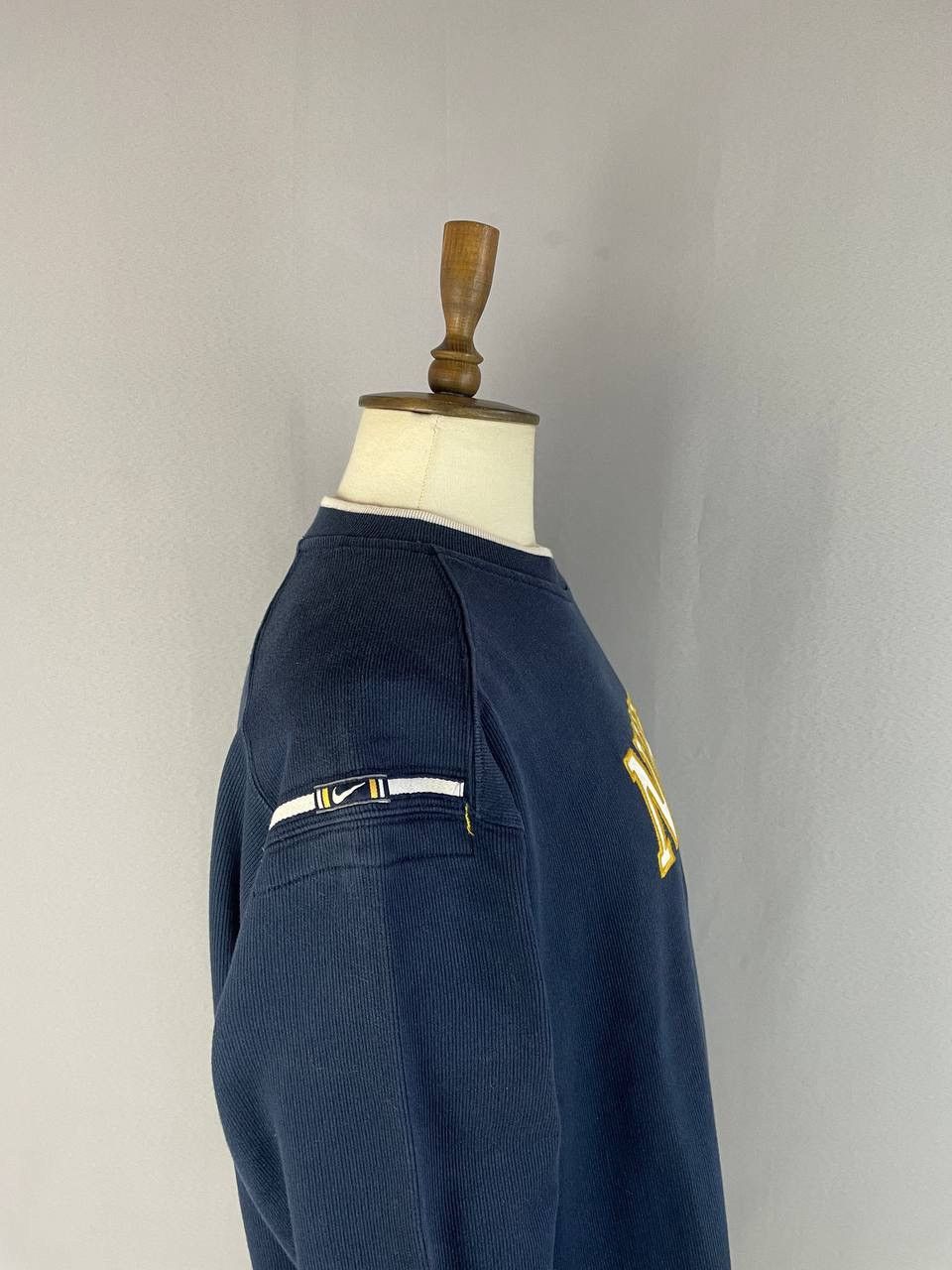 Nike Nike Sweatshirt Crewneck Navy Vintage 1990s Size US L / EU 52-54 / 3 - 6 Thumbnail
