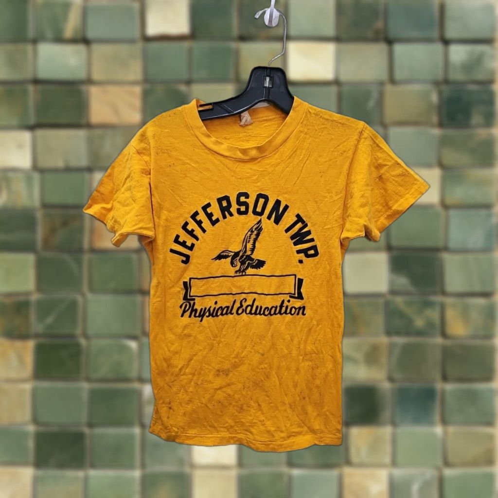 Champion VINTAGE Champion Running Man T-Shirt Mens Small Yellow USA 1950s 60s Small Hole Cotton Short Sleeve Size US S / EU 44-46 / 1 - 1 Thumbnail