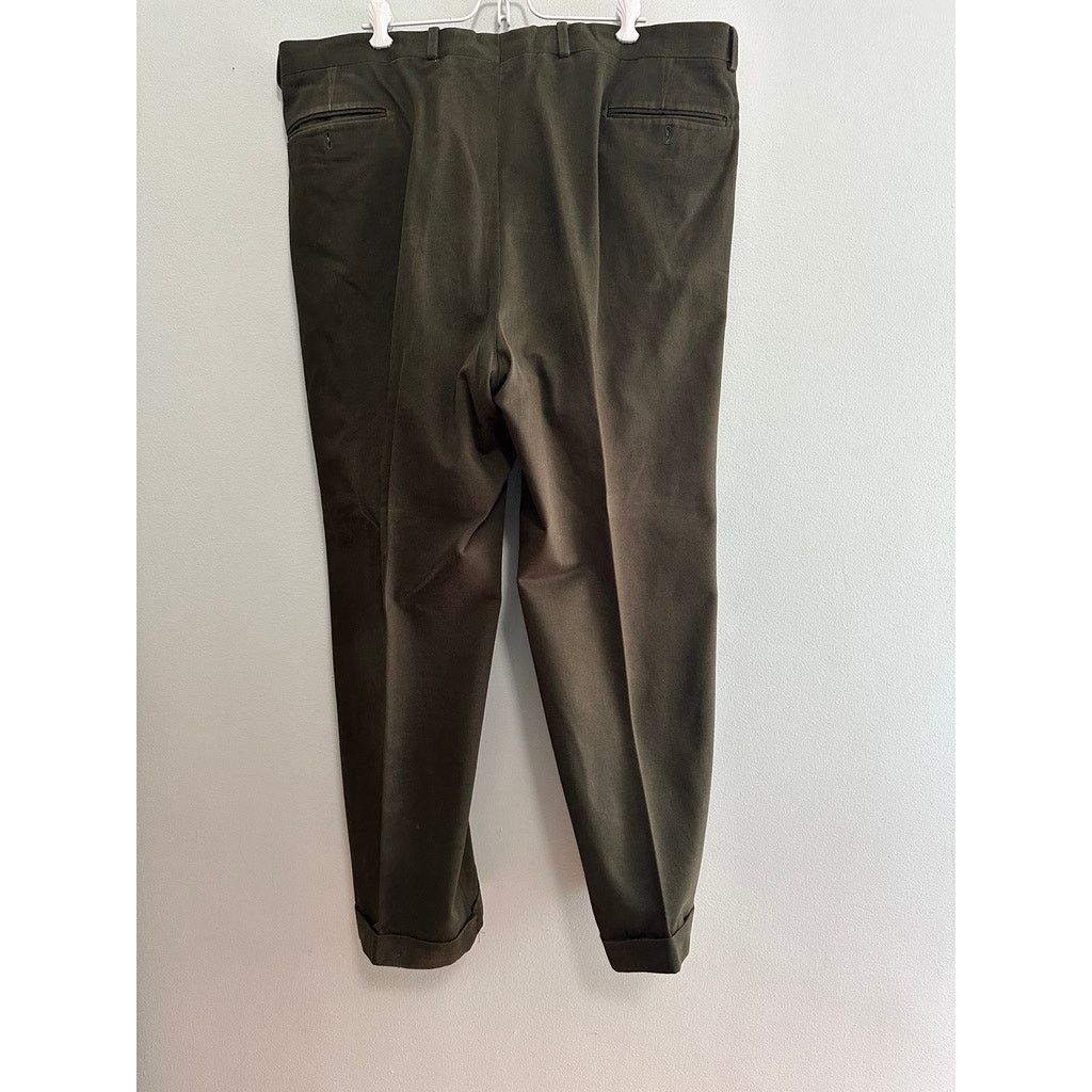 Barneys New York Barneys New York olive green dress pants size 42 Size US 42 / EU 58 - 3 Thumbnail