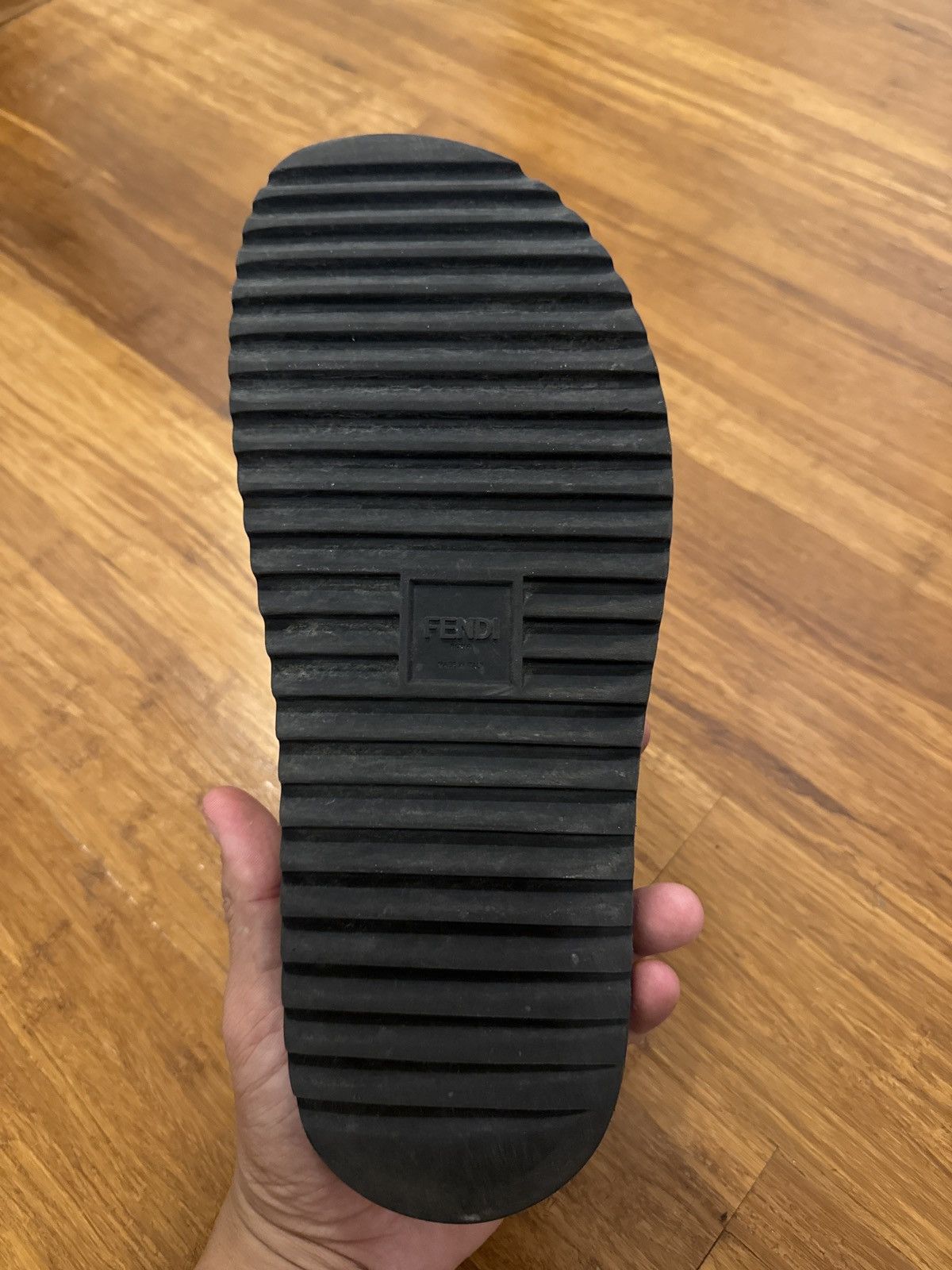 Fendi Fendi Logo Slides/Sandals Size US 12 / EU 45 - 7 Thumbnail
