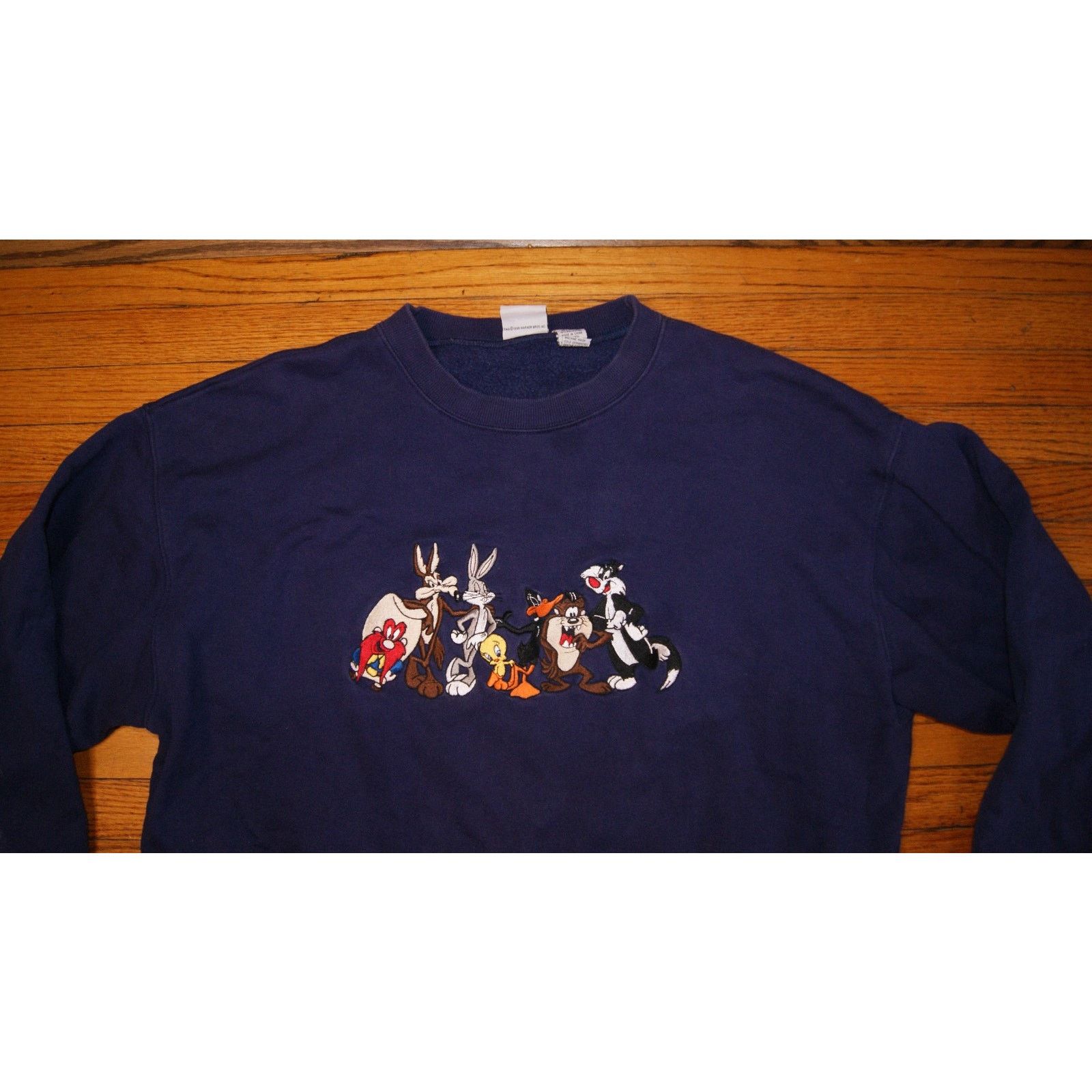 Vintage VTG LOONEY TUNES Warner Bros Embroidered Sweatshirt 1995 XL Size US XL / EU 56 / 4 - 1 Thumbnail