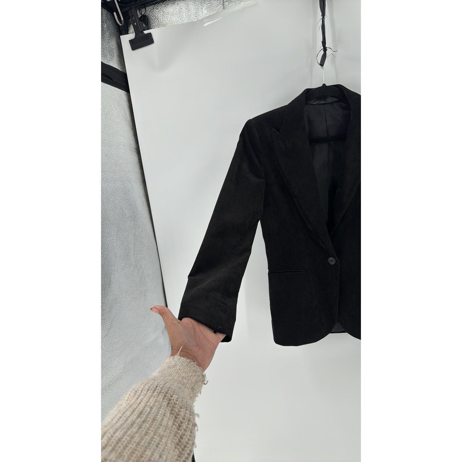 Norma Kamali NORMA KAMALI BLACK SINGLE BREASTED corduroy blazer size xs Size XS / US 0-2 / IT 36-38 - 4 Thumbnail