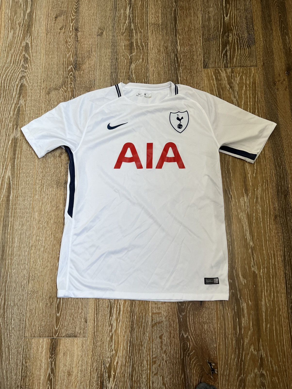 Nike Nike Tottenham Hotspur 2017-2018 home jersey Size US L / EU 52-54 / 3 - 1 Thumbnail