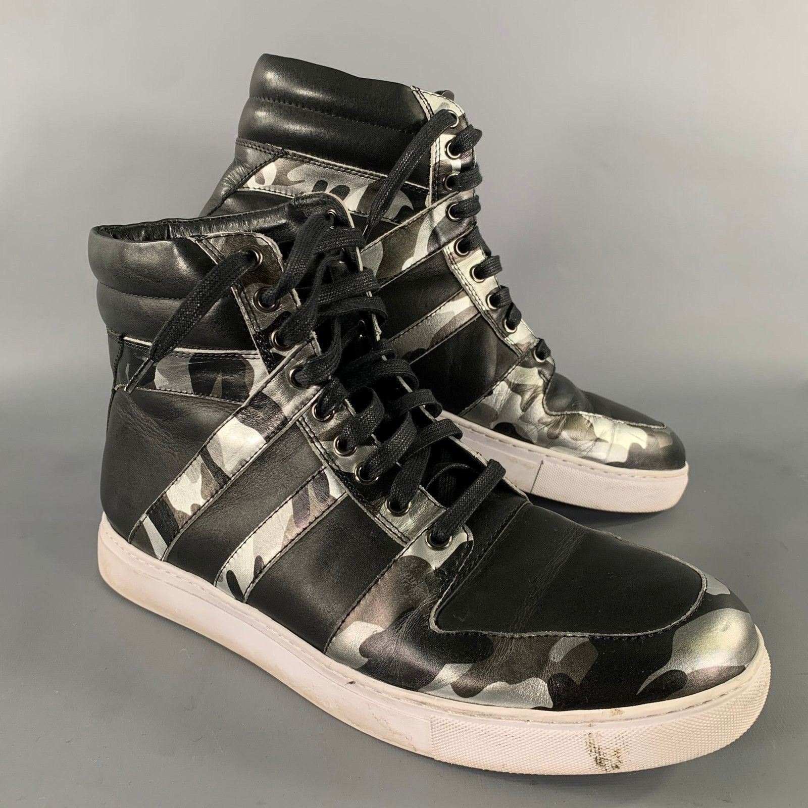 Badgley Mischka BADGLEY MISCHKA Size 12 Black Silver Camo High Top Sneakers Size US 12 / EU 45 - 1 Thumbnail