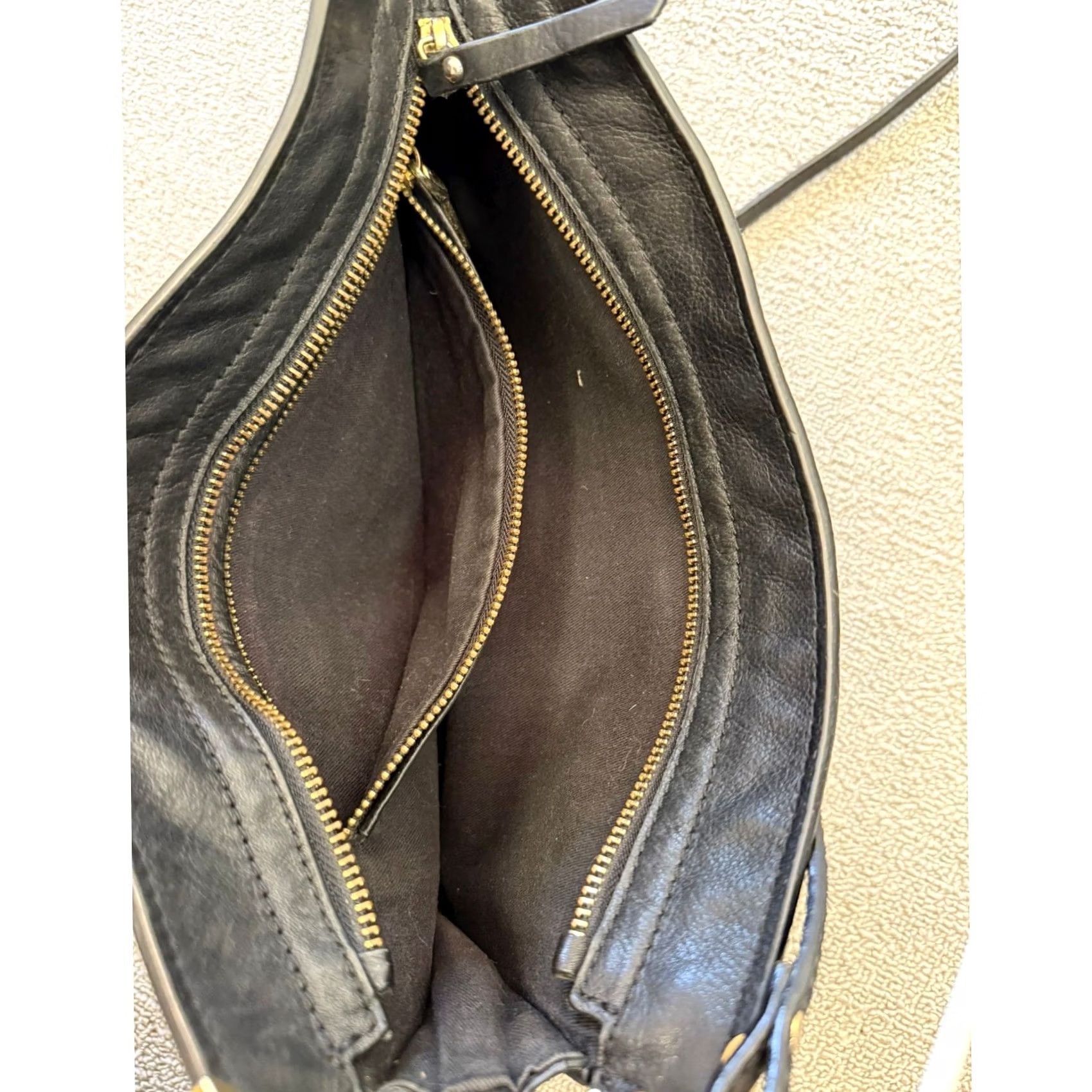 Zara VINTAGE Zara Woman Black Crossbody Bag Animal Print Gold Hardware Strap Size ONE SIZE - 4 Thumbnail