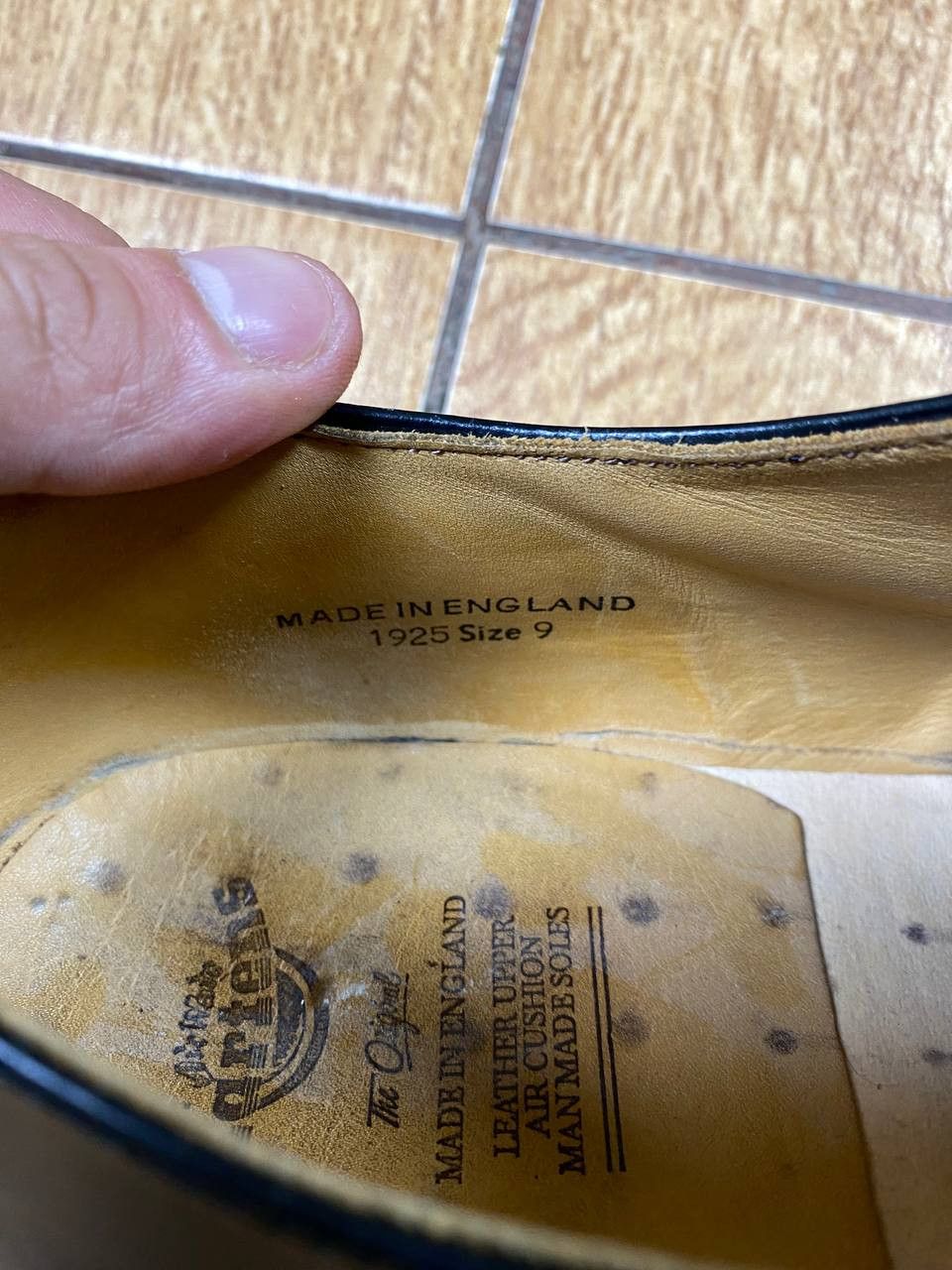 Dr. Martens 1980s Doc Martens Leather Derby Made In England Size US 9 / EU 42 - 3 Thumbnail