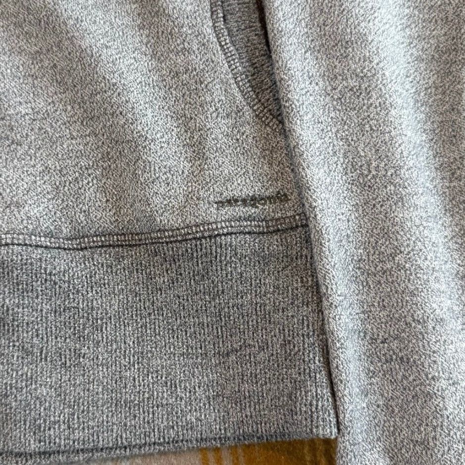 Patagonia Patagonia Women's Full Zip Hoodie Size Small Gray Outdoor Hiking Nature Size S / US 4 / IT 40 - 5 Thumbnail