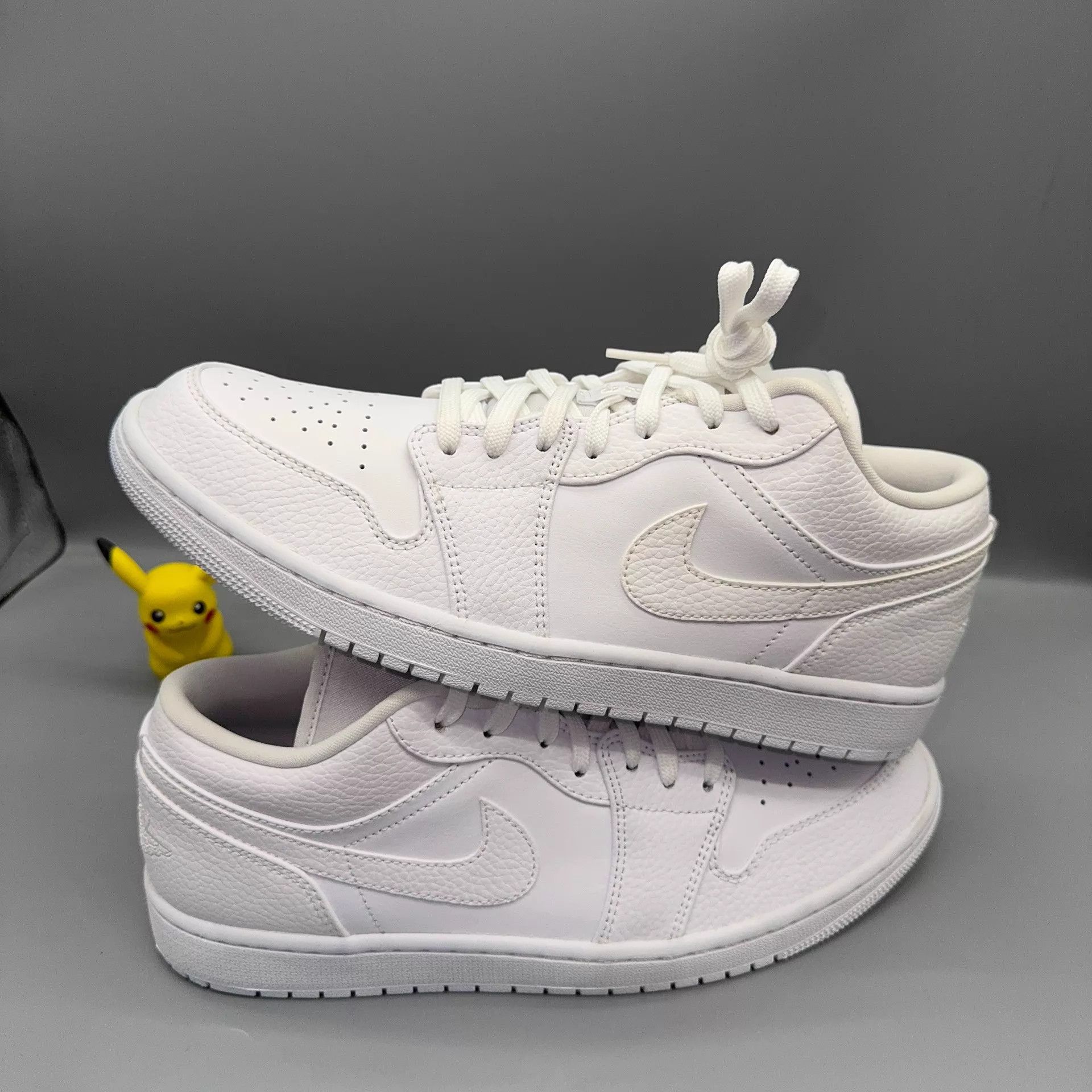 Nike Men's Air Jordan 1 Pure White Size 44 Size US 11 / EU 44 - 5 Thumbnail