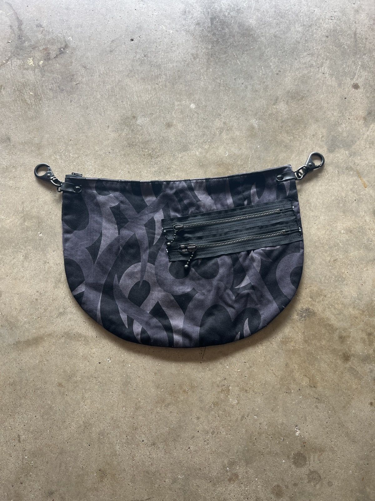Number (N)ine Number Nine AW04 Black Tribal Belt Bag Size ONE SIZE - 1 Thumbnail