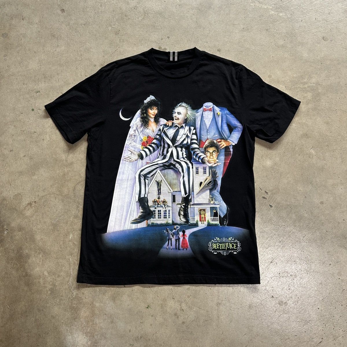 Shoe Palace Beetlejuice Oversized Print Movie T-shirt AOP Vintage Horror Size US XL / EU 56 / 4 - 1 Thumbnail