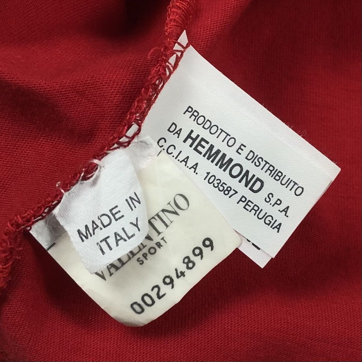 Valentino Vintage Valentino Sport Red Tee 90s Size US M / EU 48-50 / 2 - 12 Thumbnail