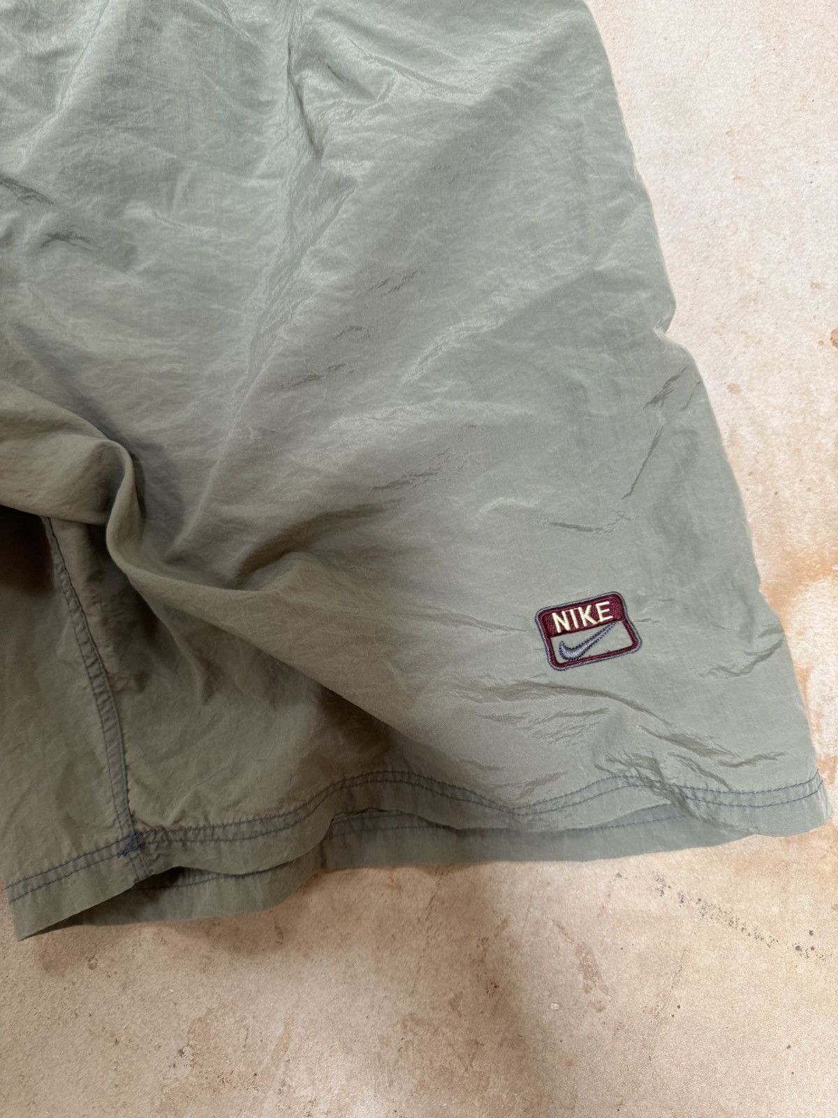 Nike Army Green Nike Shorts Size US 32 / EU 48 - 2 Thumbnail