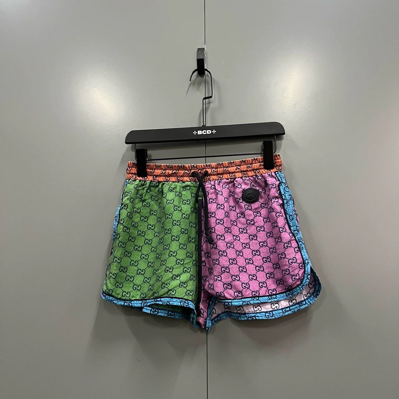 Gucci Gucci Colorblock Monogram Shorts Size 22" - 1 Thumbnail