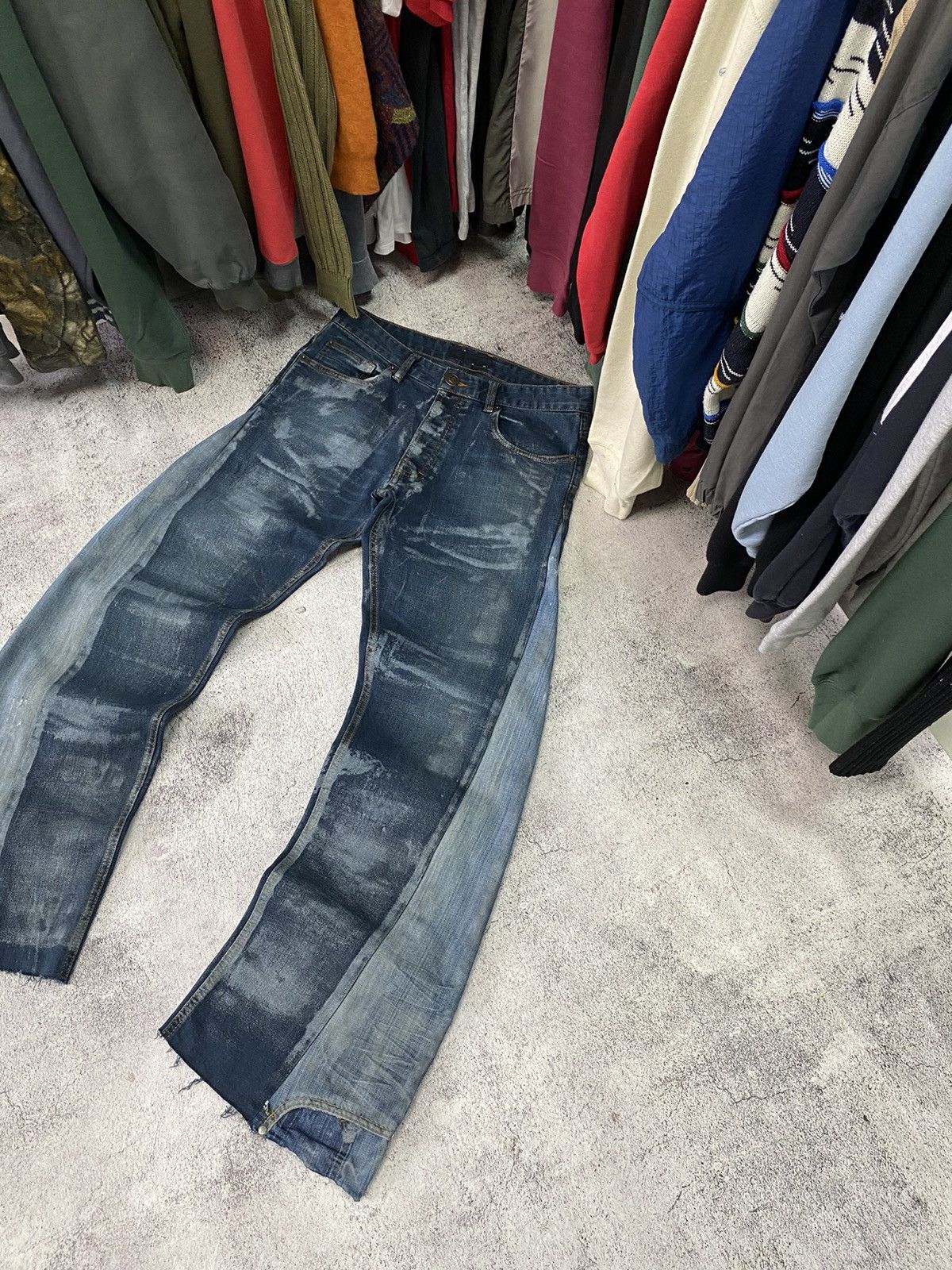 Vintage Distressed denim vintage faded pants dirty crashed thrased Size US 32 / EU 48 - 2 Thumbnail