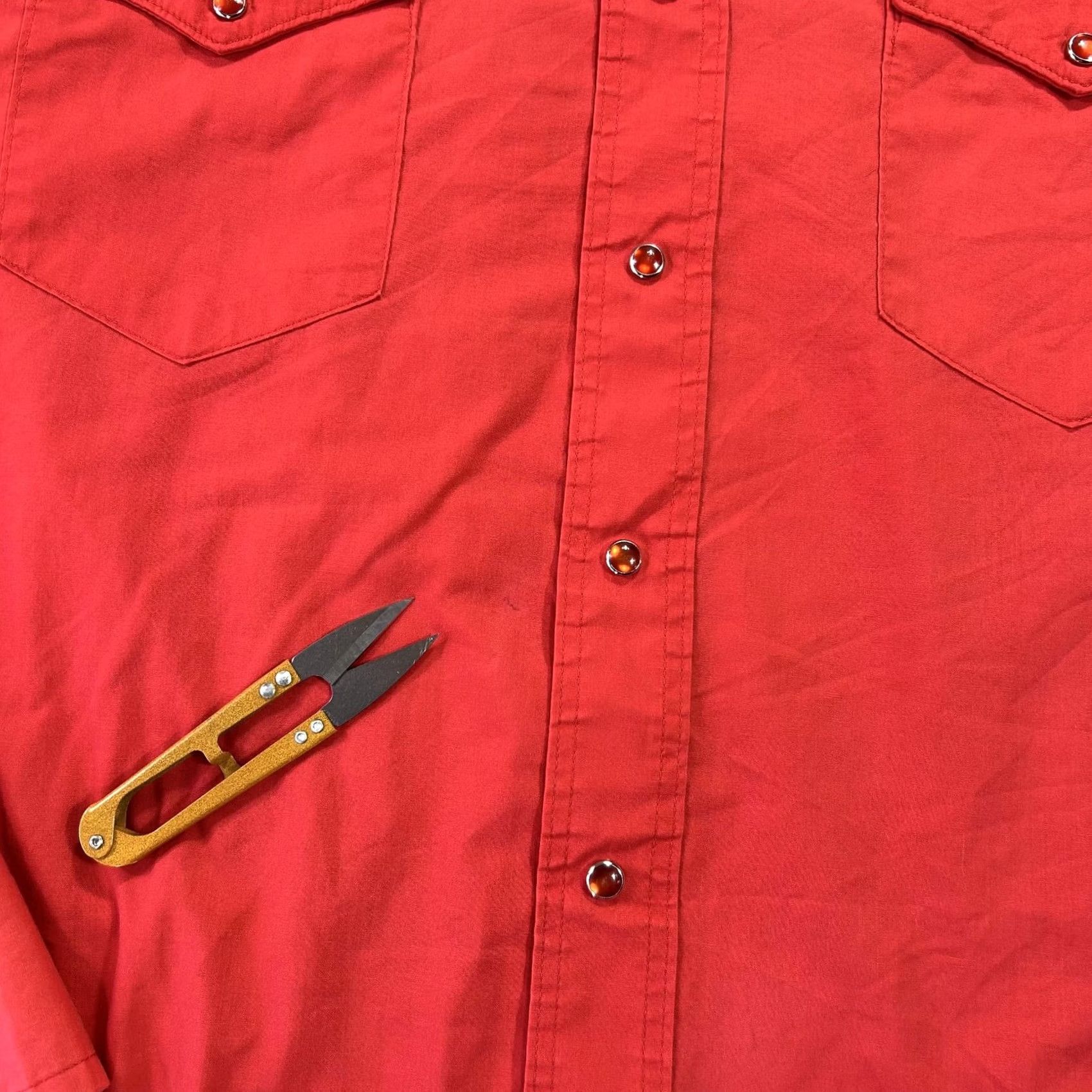 Wrangler VINTAGE Wrangler Shirt Mens Large Red Cowboy Western Pearl Snap USA X-Long Tails Size US L / EU 52-54 / 3 - 4 Thumbnail