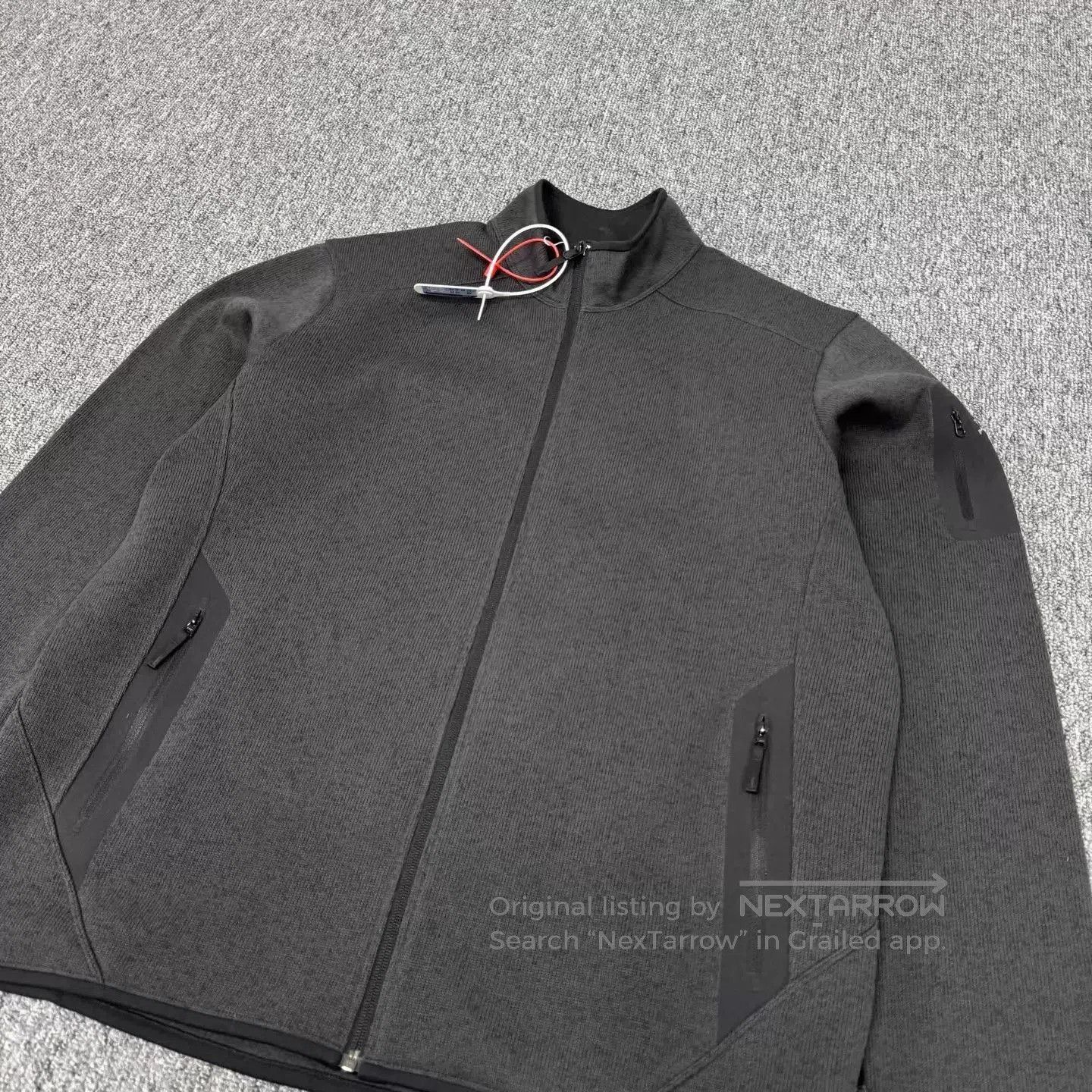 Arc'teryx Black Zip. Size US L / EU 52-54 / 3 - 4 Thumbnail