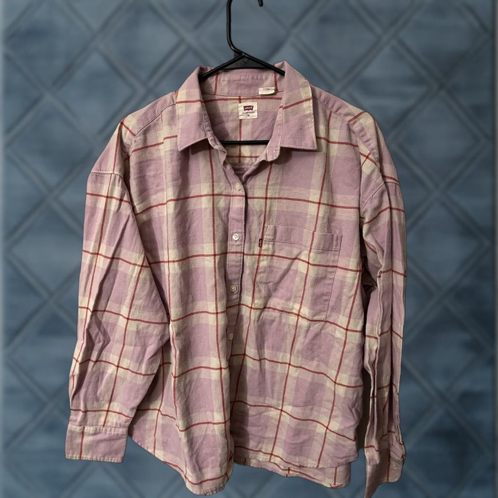 Levi's Levi's Button Up Shirt Womens XL Pink Plaid Collared Long Sleeve Pocket Casual Size XL / US 12-14 / IT 48-50 - 1 Thumbnail
