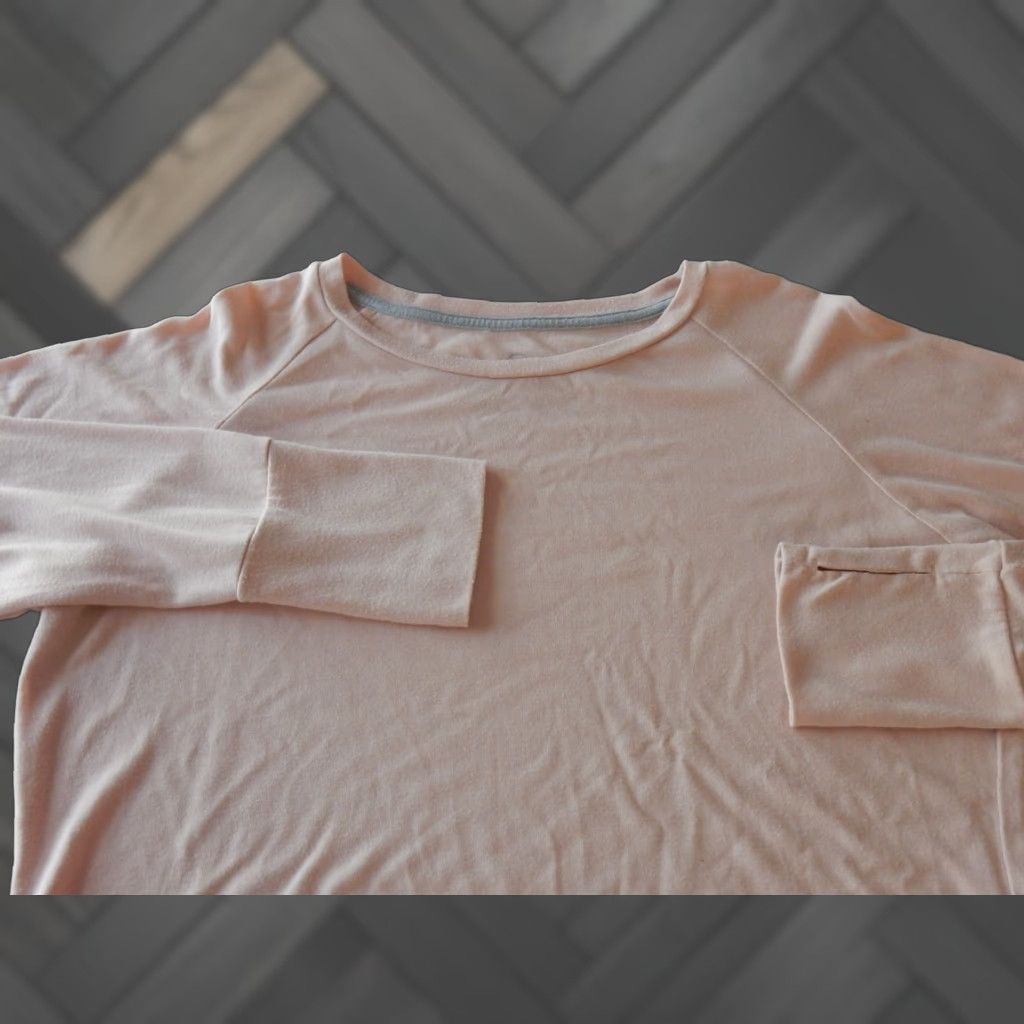 Vintage Free Fly T-Shirt Mens Long Sleeve Size M Viscose Pink 70/30 Activewear Christmas? Size US M / EU 48-50 / 2 - 1 Thumbnail