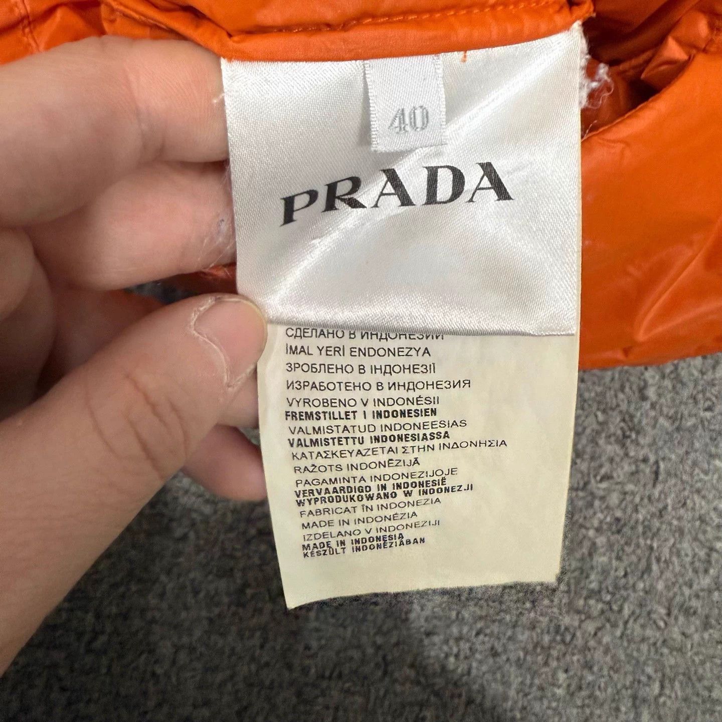 Prada Prada down jacket size 40 95 new nz Size S / US 4 / IT 40 - 4 Thumbnail