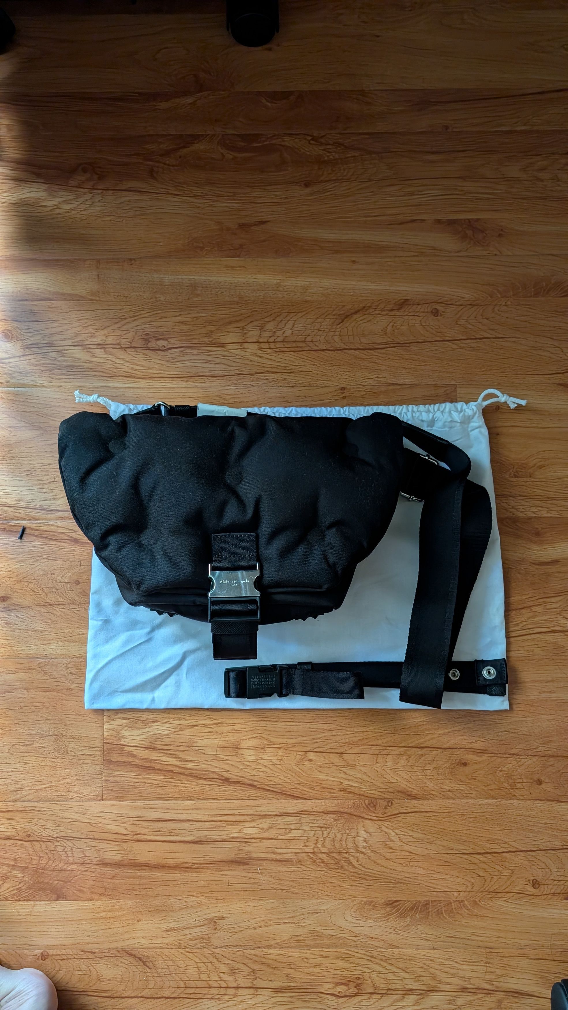 Maison Margiela Maison Margiela small logo patch Messenger bag Size ONE SIZE - 1 Thumbnail