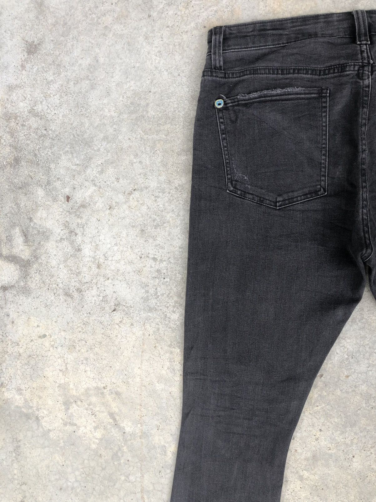 Icecream Icecream Running Dog Logo Distressed Jeans Size US 34 / EU 50 - 9 Thumbnail