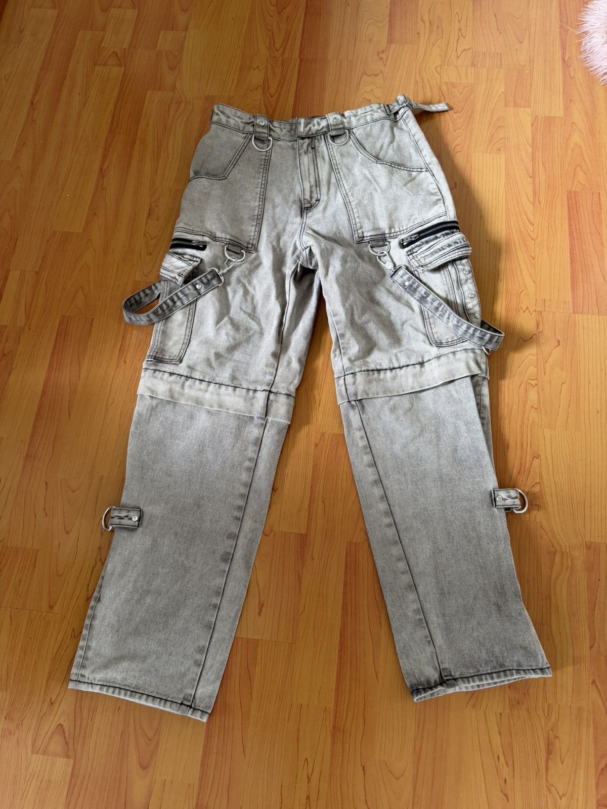 Givenchy Rare Givenchy convertible cargo jeans Size US 32 / EU 48 - 1 Thumbnail