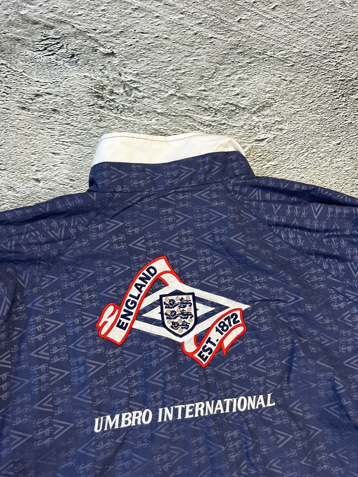 Umbro RARE England vintage Umbro track suit 90/92 navy big logo Size US XL / EU 56 / 4 - 8 Thumbnail