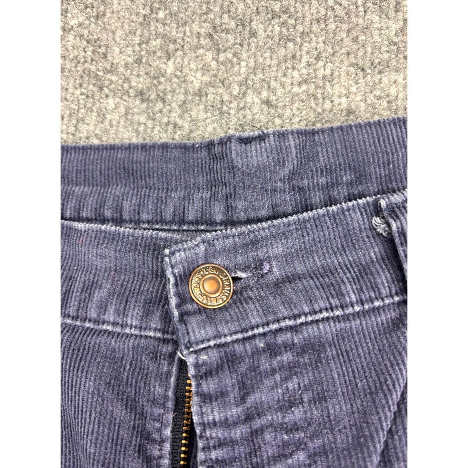 Levi's VINTAGE Levi's Corduroy Pants Men's W36 x L26 Blue Bootcut White Tab 80s Jeans Men Size US 36 / EU 52 - 2 Thumbnail