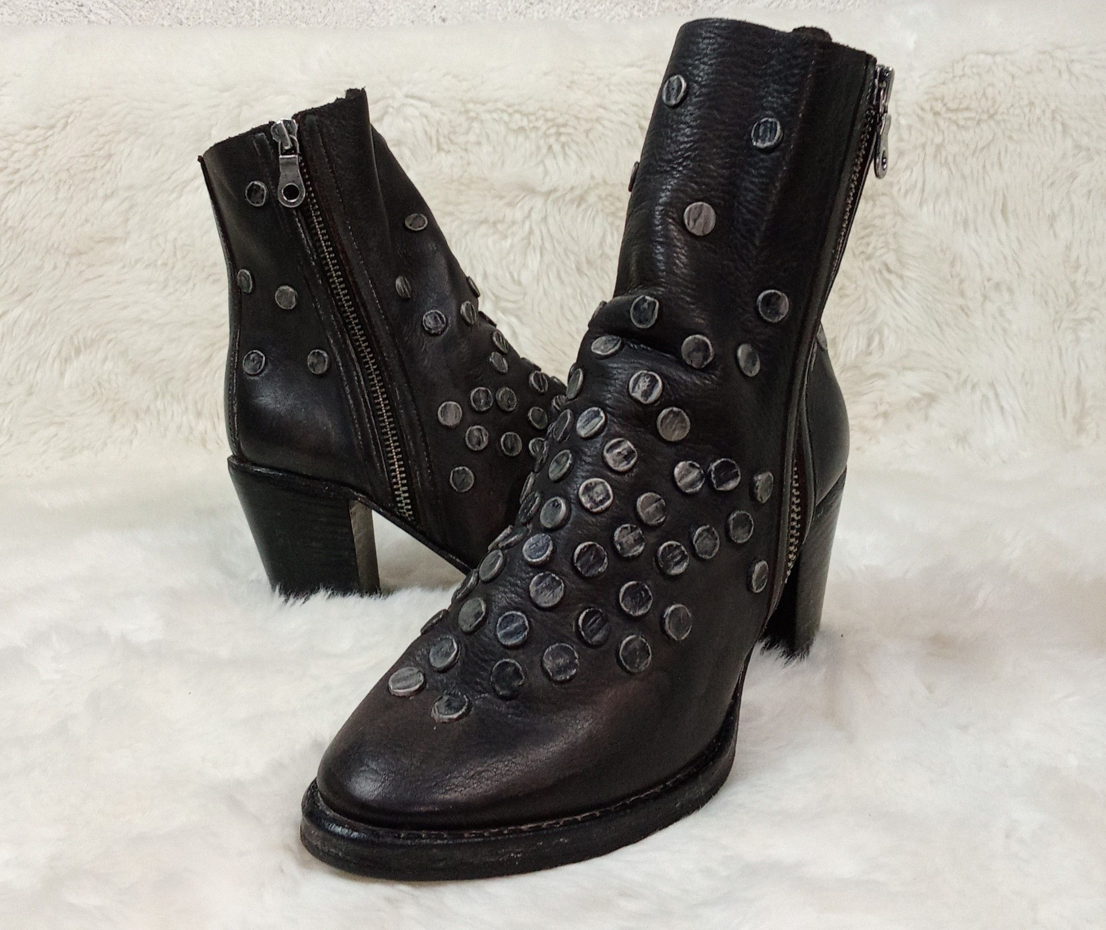 Maison MIHARA YASUHIRO Mihara Yasuhiro F/W'09 "Left and Right" Studded Side Zip Size US 6 / IT 36 - 7 Thumbnail
